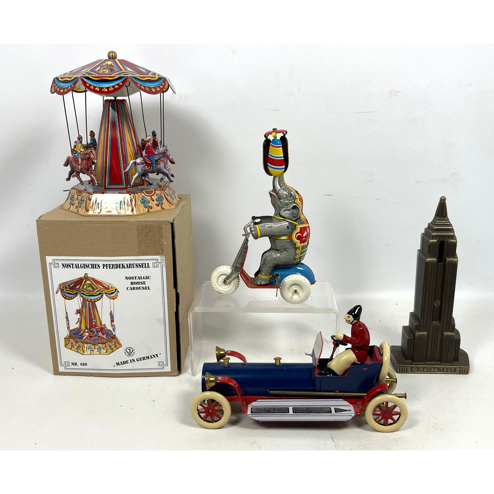 ビンテージ、シュコー、ディンキーなど Schuco German 985/1 Tin Windup Monkey Drummer