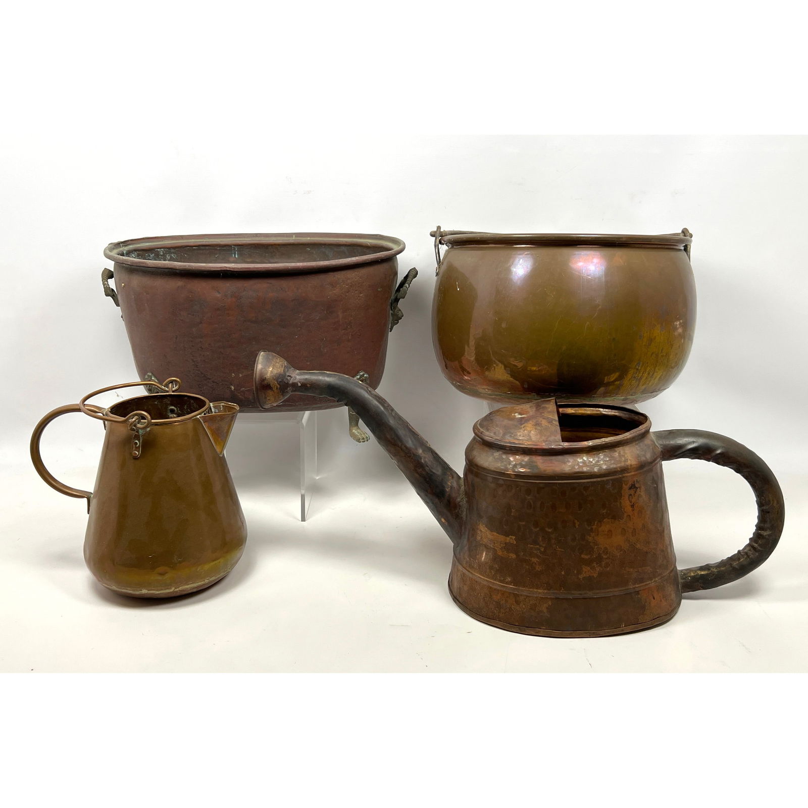 4pcs Large Copper Objects.  Pots and Watering Can. (1 of 18)