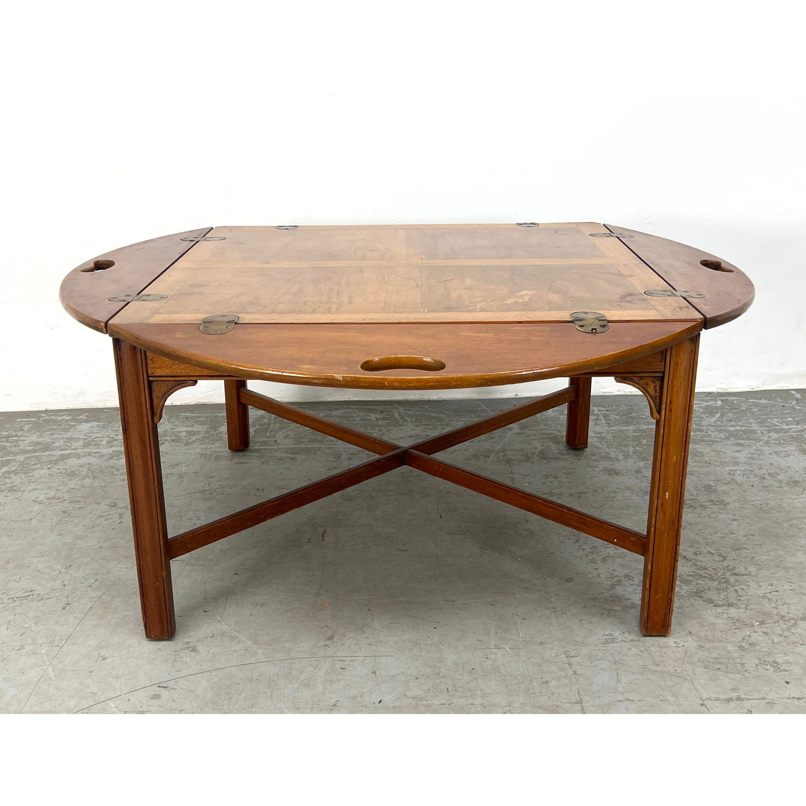 Vintage Butler's Tray Coffee Table. Four Hinged Sections with brass hinges. (1 of 10)