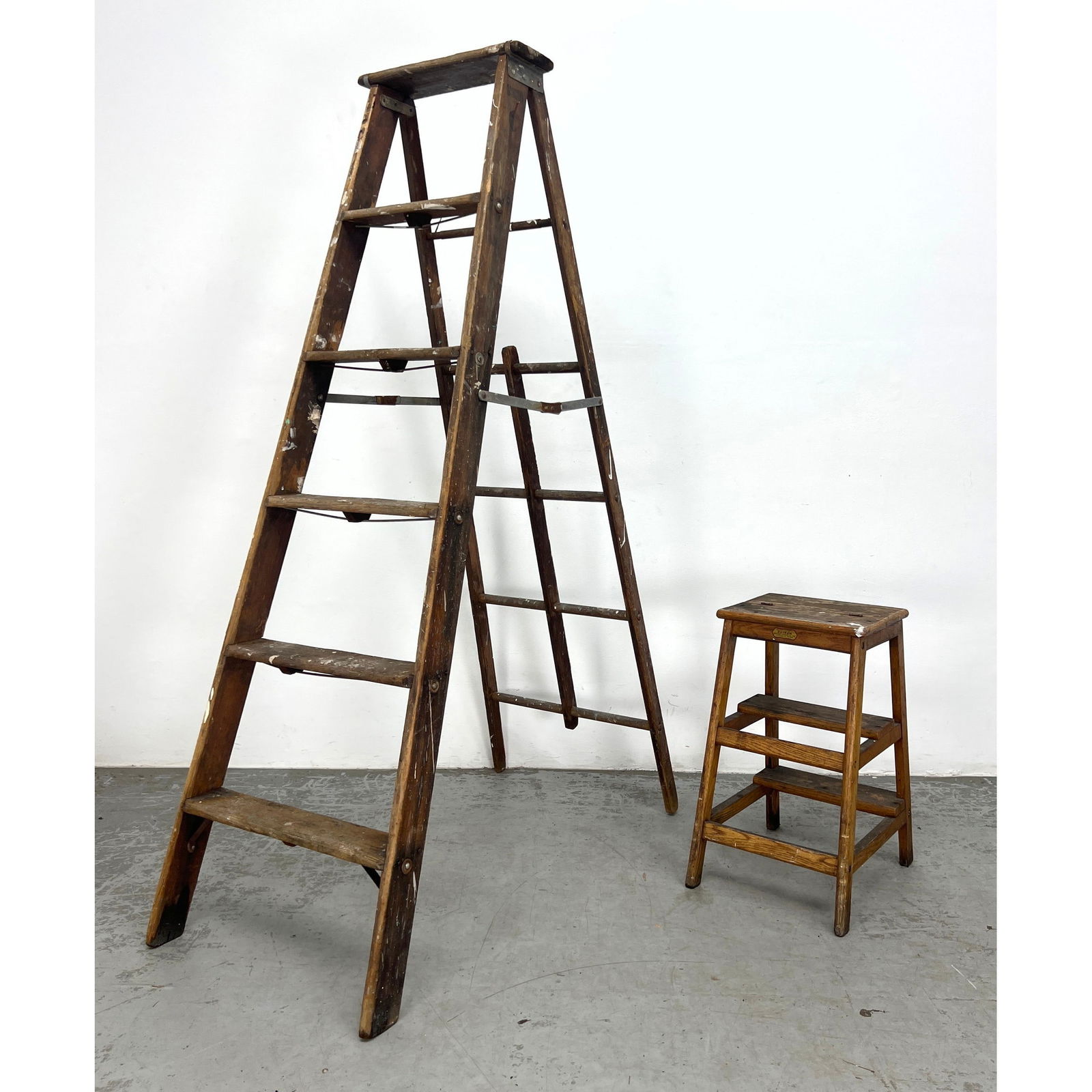 2 Vintage Wood Ladders. Ladder stool. (1 of 16)