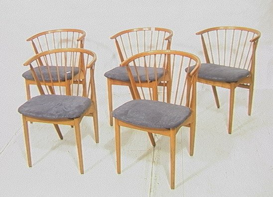 Set 5 SIBAST Danish Modern Teak Dining Chairs. Ba: Set 5 SIBAST Danish Modern Teak Dining Chairs. Barrel Back Chairs with Tapered Legs.-- Dimensions: H: 29.5 inches: W: 21 inches: D: 21 inches ---