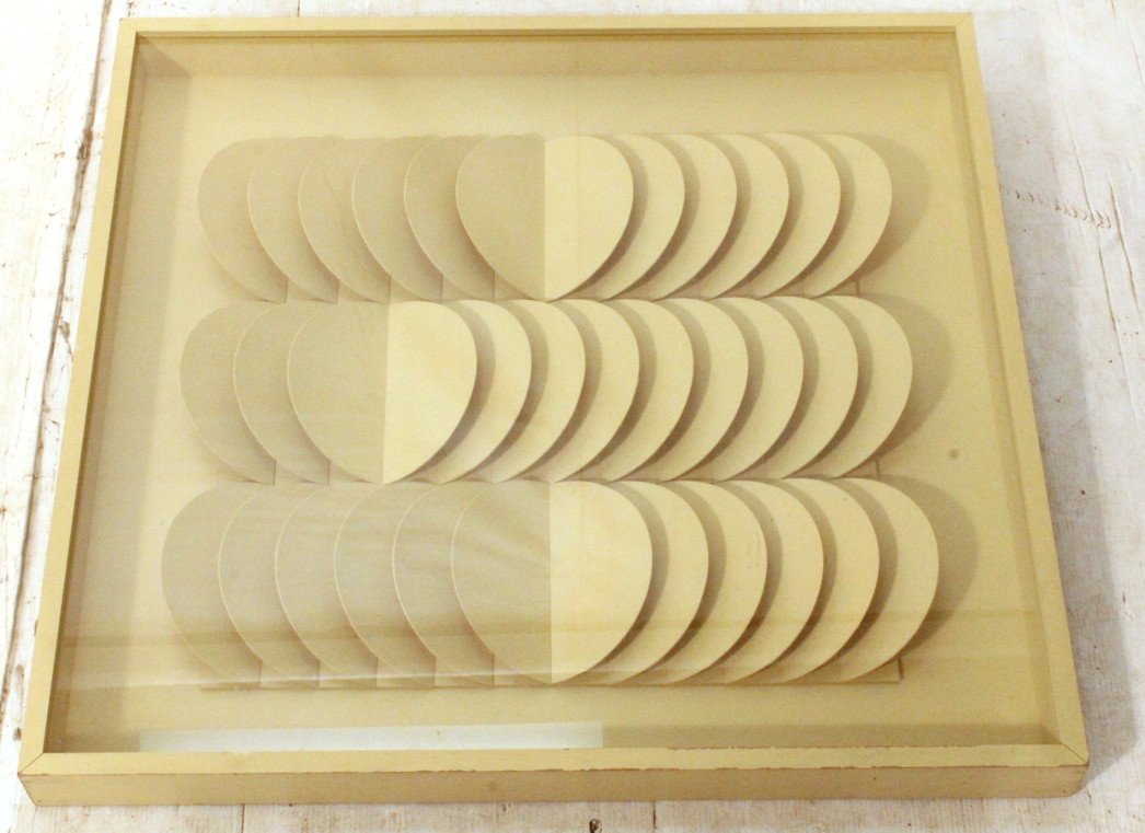 STEPHEN L WINER for GREG COPELAND Wall Sculpture.: STEPHEN L WINER for GREG COPELAND Wall Sculpture. Shadow box mounted deep relief fin Sculpture. Pencil signed. Copeland label on reverse. -- Dimensions: H: 33 inches: W: 35 inches: D: 3 inches ---