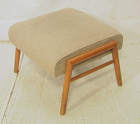 ROBSJOHN GIBBINGS Ottoman Footstool Bench. Uphols: ROBSJOHN GIBBINGS Ottoman Footstool Bench. Upholstered cushion top. Unmarked. -- Dimensions: H: 16 inches: W: 25.5 inches: D: 22.5 inches ---