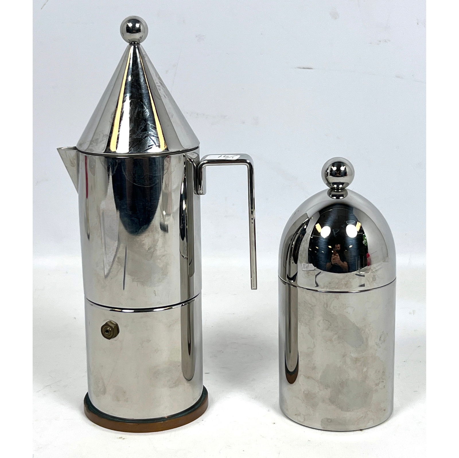 Aldo Rossi il Conico for Alessi 1984 stovetop expresso maker and sugar (with spoon) Small size 3 cup (1 of 13)