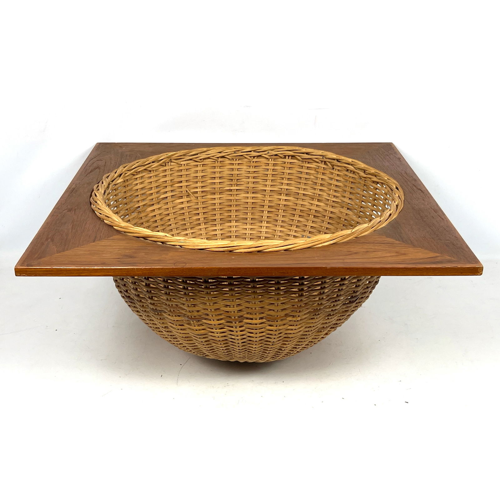 Vintage Danish Modern Denmark Teak Sewing Stand Wicker Drawer Insert, Wegner Style (1 of 8)