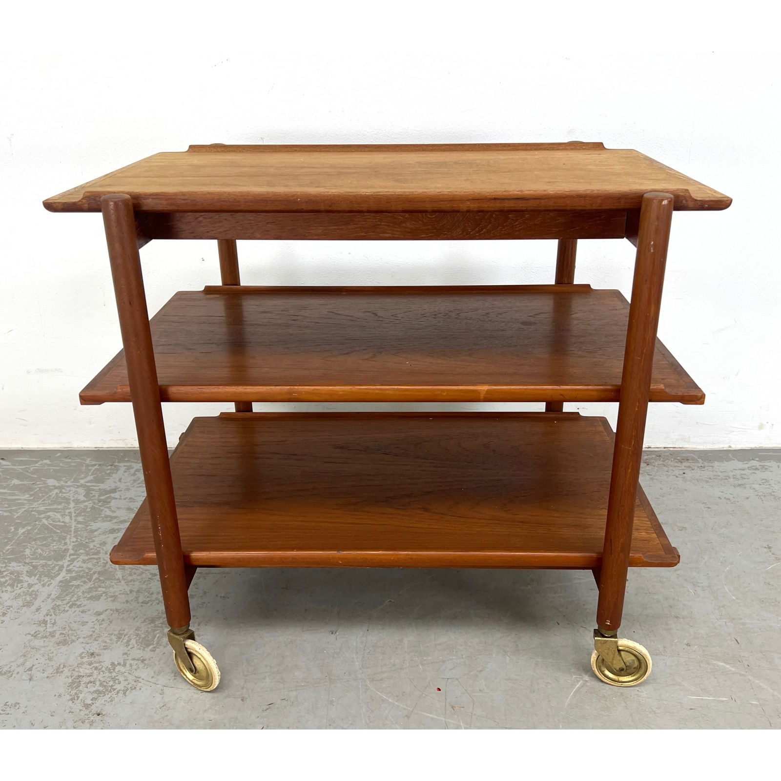 Poul Hundevad Danish Modern Teak 3 Level Bar Cart Server. (1 of 10)