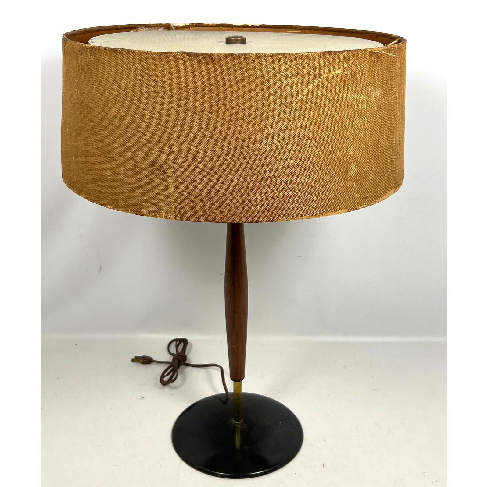 Vintage Mid Century Modern Table Lamp. (1 of 11)