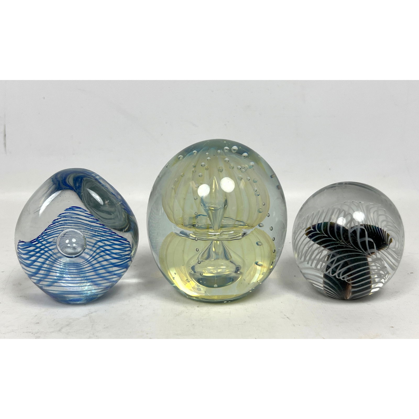 3pcs Signed Eickholt Blown Art Glass Paperweights. (1 of 15)