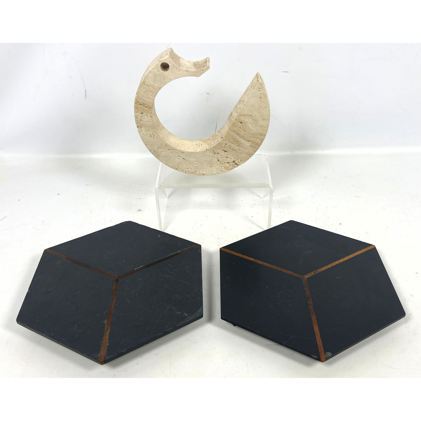 3pcs. Italian Fratelli Mannelli Travertine Swan Sculpture, 2 Phillip Lloyd Powell Harpswell House He: 3pcs. Italian Fratelli Mannelli Travertine Swan Sculpture, 2 Phillip Lloyd Powell Harpswell House Hexagon Trivets Dimensions: Height: 11 inches, Width: 9.5 inches, Depth: 1 inches. --- US Packing and