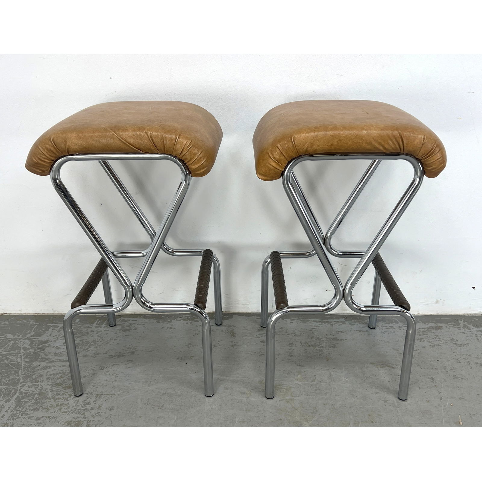 Pair Daystrom Bar Stools. Chrome and Vinyl. (1 of 13)