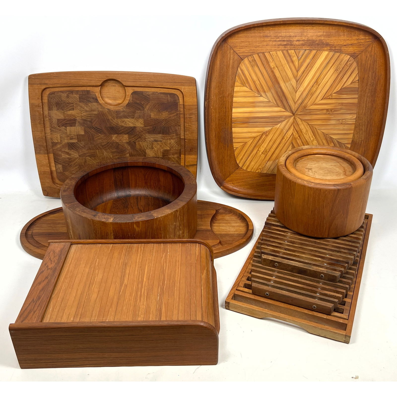 8pcs Teak Accessories. Danish Modern Jens Quistgaard . Nissen, Kalmar, Etc. (1 of 20)