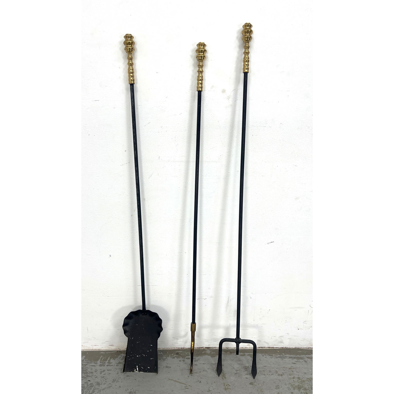 Extra long 47 inch fireplace tools. Shovel, Poker and tongs. No stand. (1 of 18)
