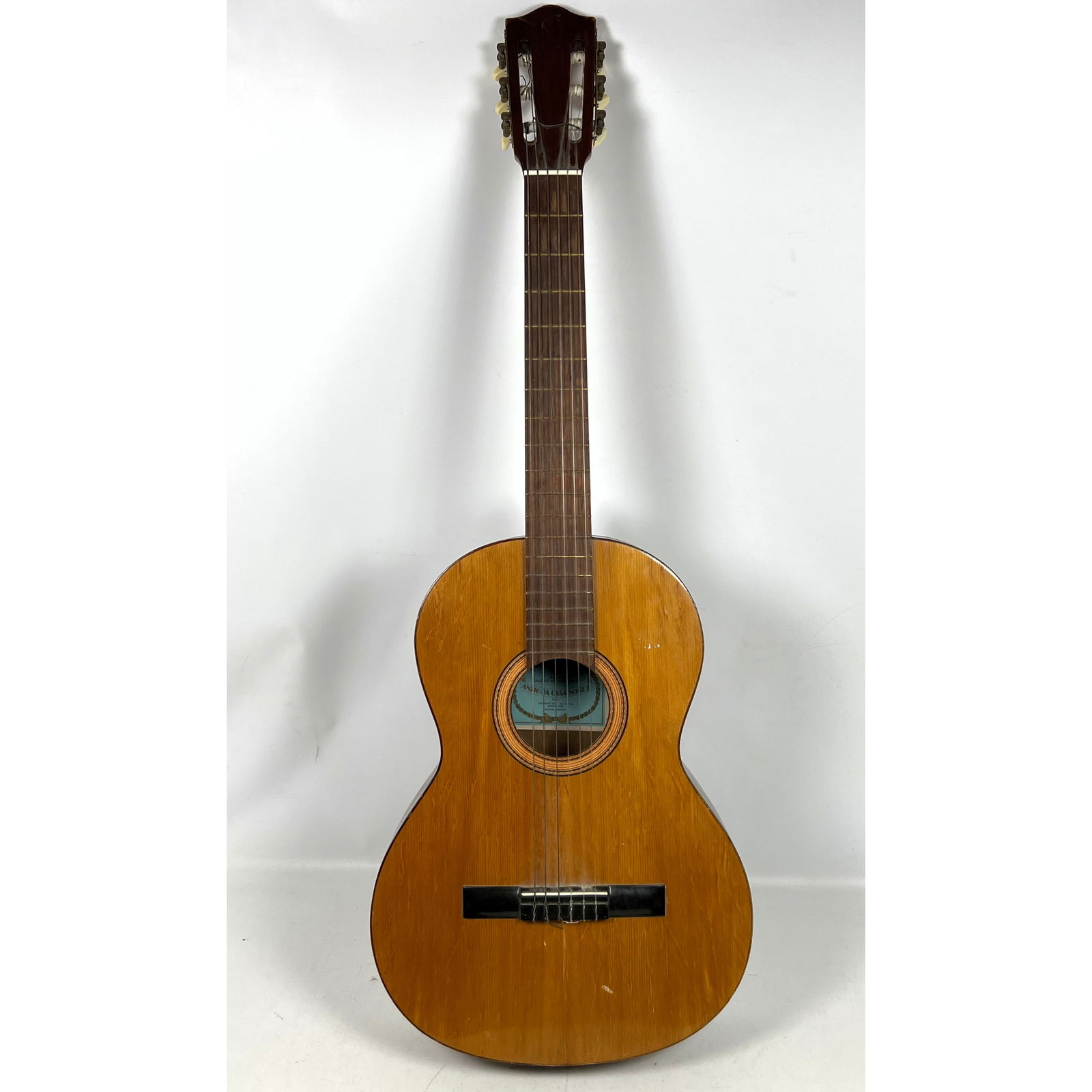 Antigua Casa Nunez Modelo A_1 classical acoustic guitar, made in Buenos Aires, Argentina. (1 of 12)