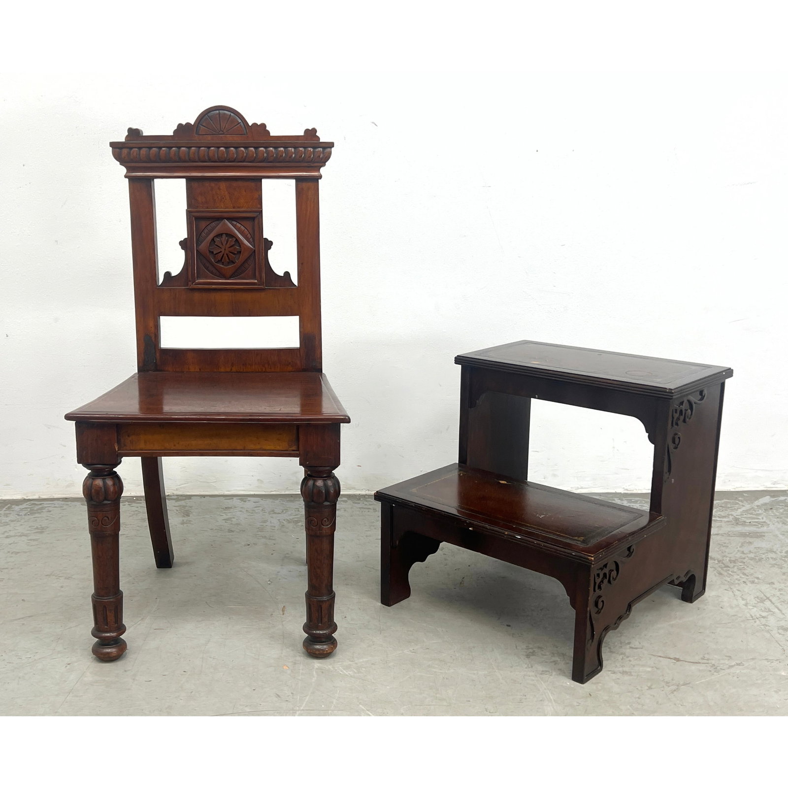 2pcs Traditional style Furniture. Gothic side char and Lloyd Buxton Bed steps with leather panels.: 2pcs Traditional style Furniture. Gothic side char and Lloyd Buxton Bed steps with leather panels. Dimensions: Height: 36.5 inches, Width: 18 inches, Depth: 16 inches. - Seat Height: 17 inches - Addit