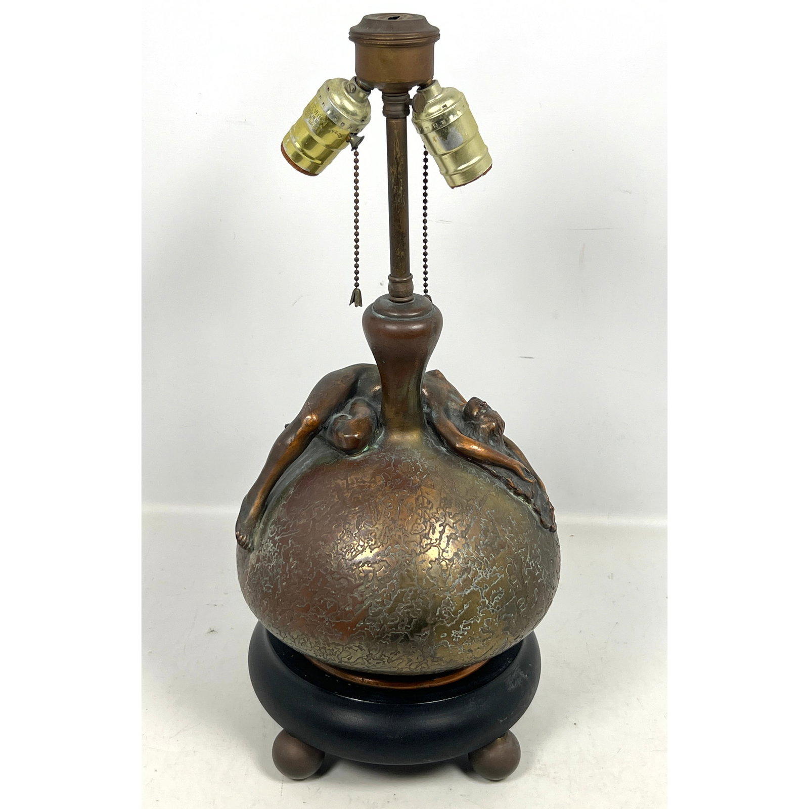 Art Deco Bronze Clad Nude Olive Kooken Table Lamp: Art Deco Bronze Clad Nude Olive Kooken Table Lamp Dimensions: Height: 20.5 inches, Width: 9 inches, Depth: 9 inches. --- US Packing and Shipping charge: In house shipping available. Will be calculated