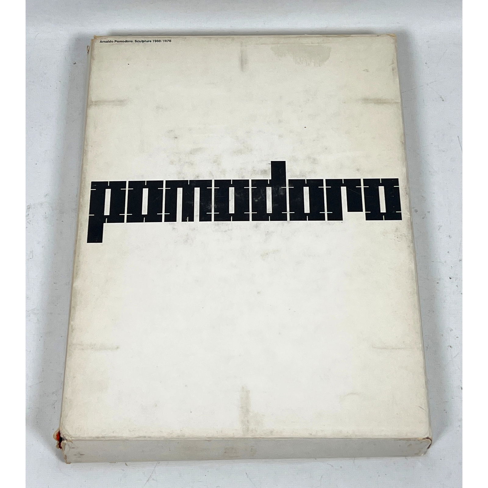 ARNALDO POMODORO 1970 Exhibition Catalogue. Sculpture 1960 / 1970. The box unfolds to reveal bright (1 of 15)