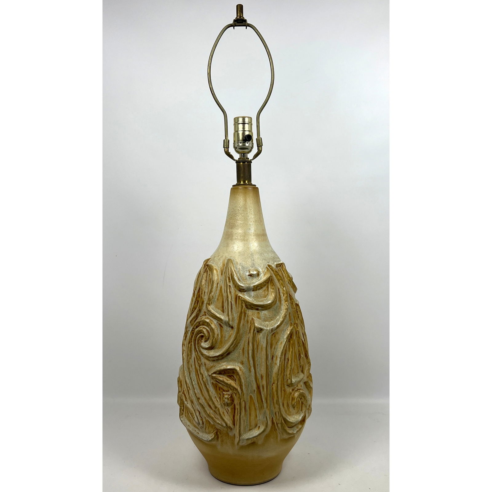 Mid Century Modern Sculptural Ceramic Table Lamp. "Carved" Relief Vessel. Design Technics style.: Mid Century Modern Sculptural Ceramic Table Lamp. "Carved" Relief Vessel. Design Technics style. Dimensions: Height: 31 inches, Width: 9 inches, Depth: 9 inches. --- US Packing and Shipping charge: In