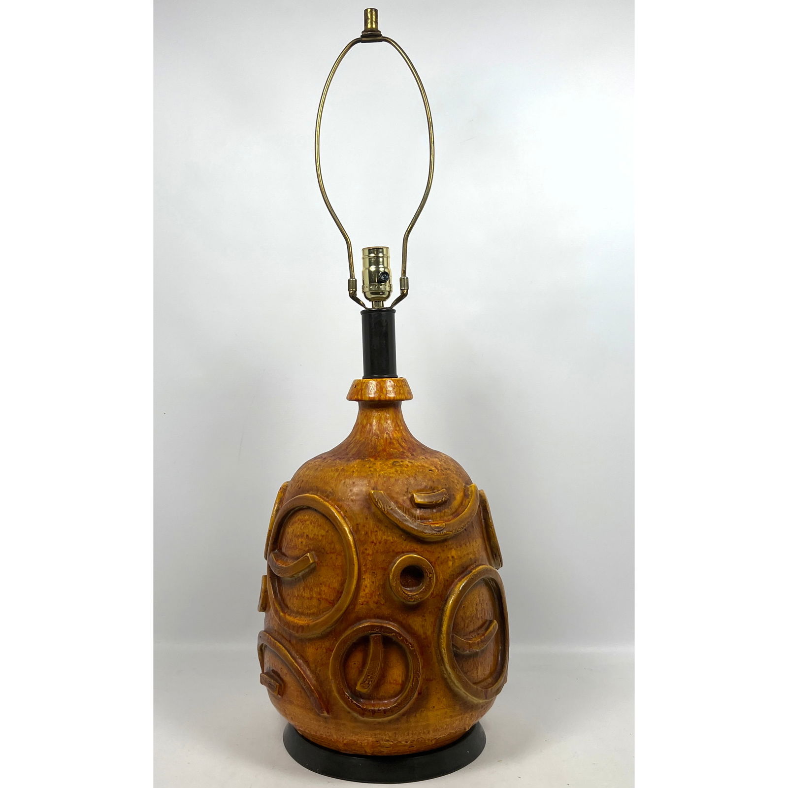 Modernist Sculptural Pottery Table Lamp. Bulbous form vessel has Geometric Applied forms. Warm Golde (1 of 10)