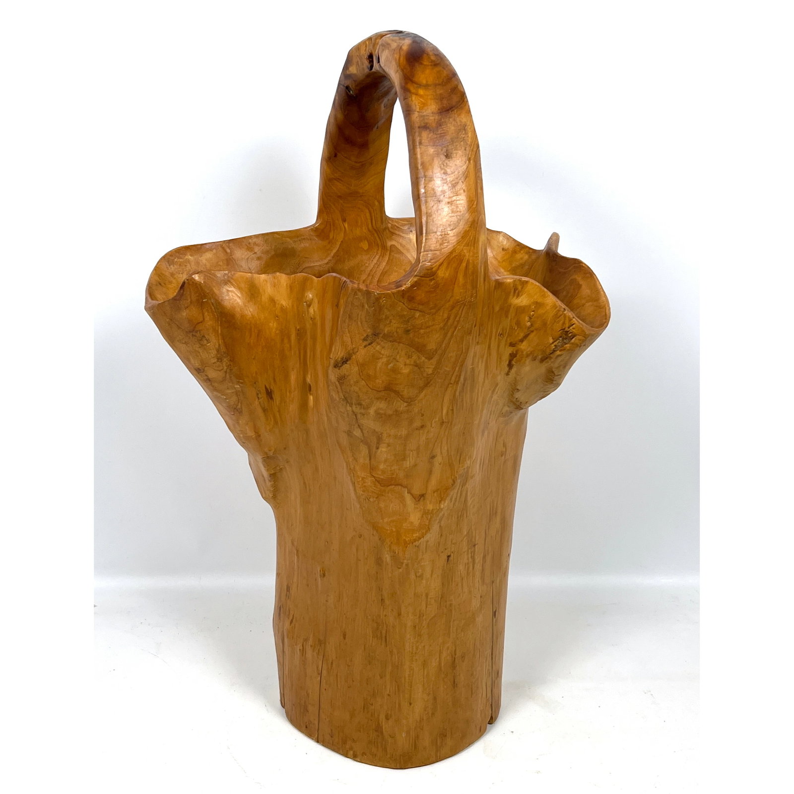 Artisan Studio Natural Wood Basket Sculpture.: Artisan Studio Natural Wood Basket Sculpture. Dimensions: Height: 22 inches, Width: 13 inches, Depth: 10 inches. --- US Packing and Shipping charge: In house shipping available. Will be calculated onc