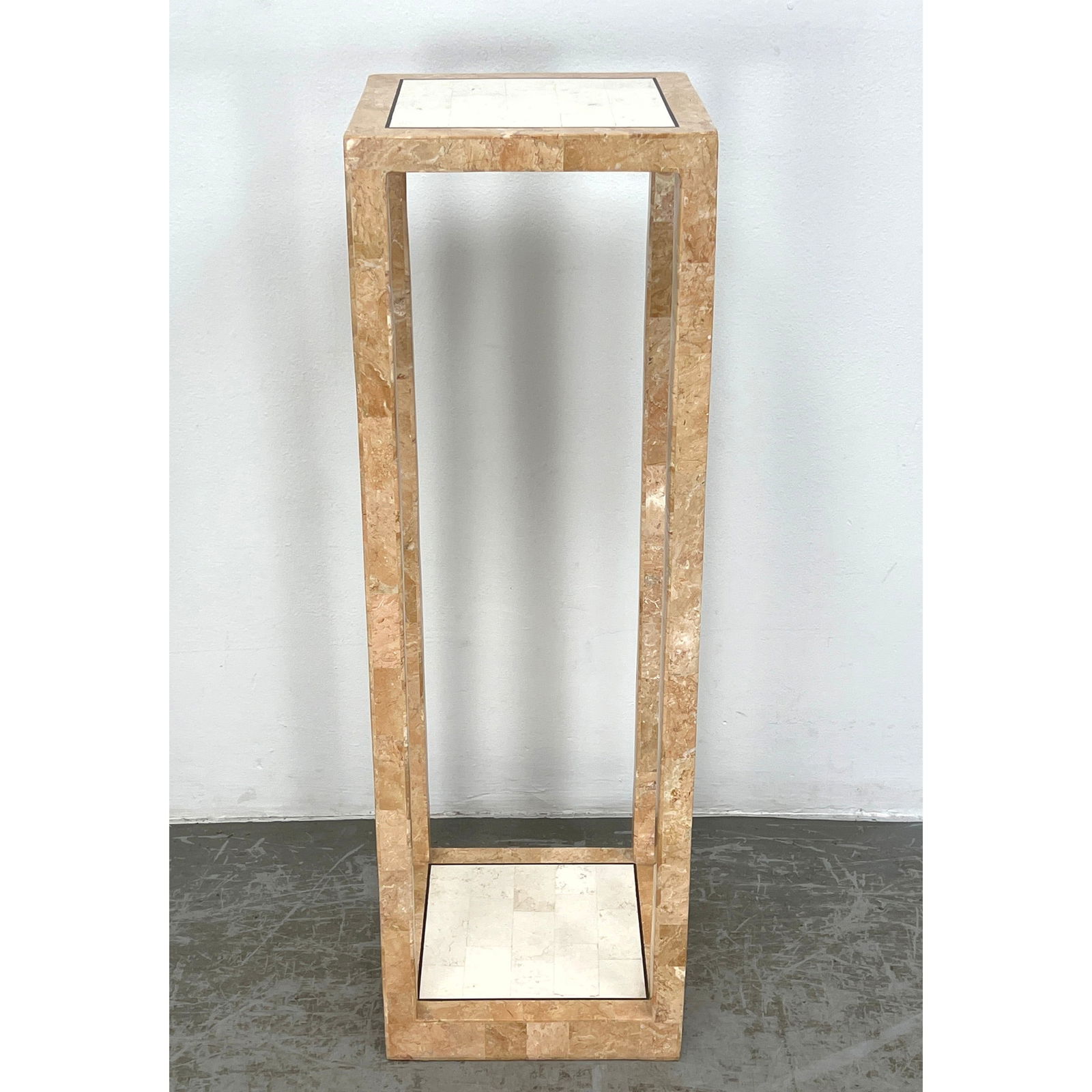 Maitland Smith Style Pedestal Fern Sculpture Stand. (1 of 10)