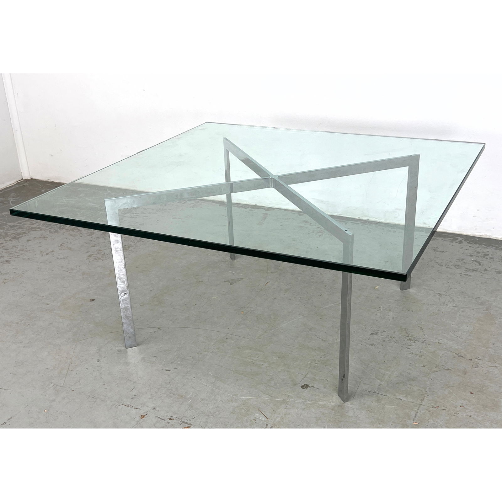 KNOLL Studio Barcelona Coffee Table. MIES VAN DER ROHE for KNOLL. Modernist X Base Glass Cocktail Ta (1 of 5)