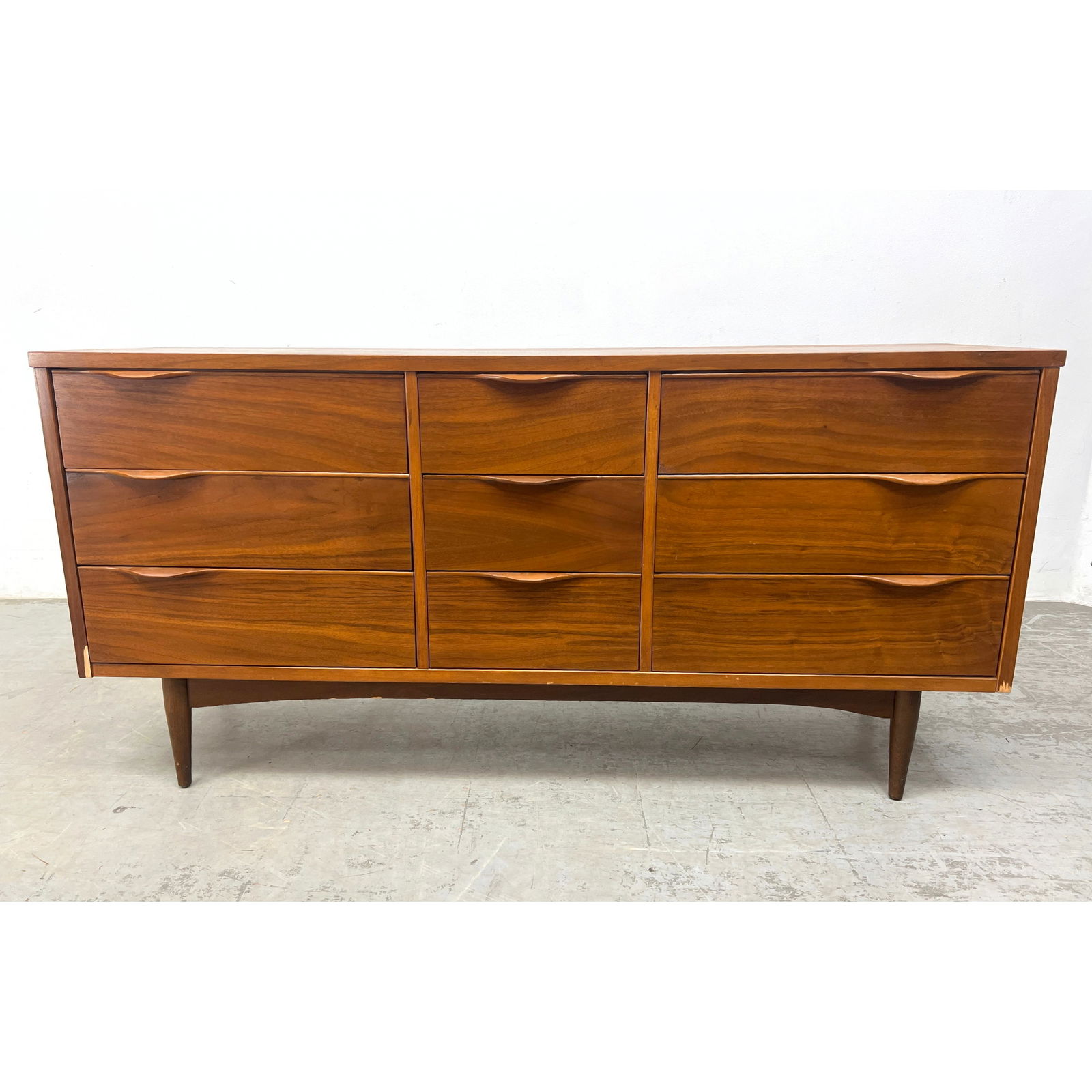 Mid Century Modern 6 Drawer Low Chest Dresser (1 of 10)