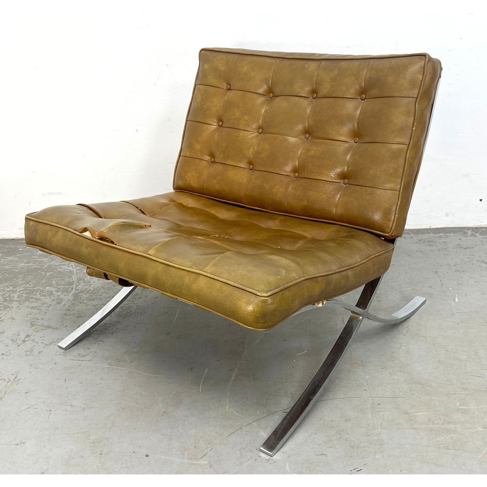 Ludwig Mies van der Rohe Style Barcelona Style Lounge Chair.: Ludwig Mies van der Rohe Style Barcelona Style Lounge Chair. Dimensions: Height: 27.5 inches, Width: 30 inches, Depth: 33 inches. - Seat Height: 17 inches --- - We offer curbside delivery for most ite