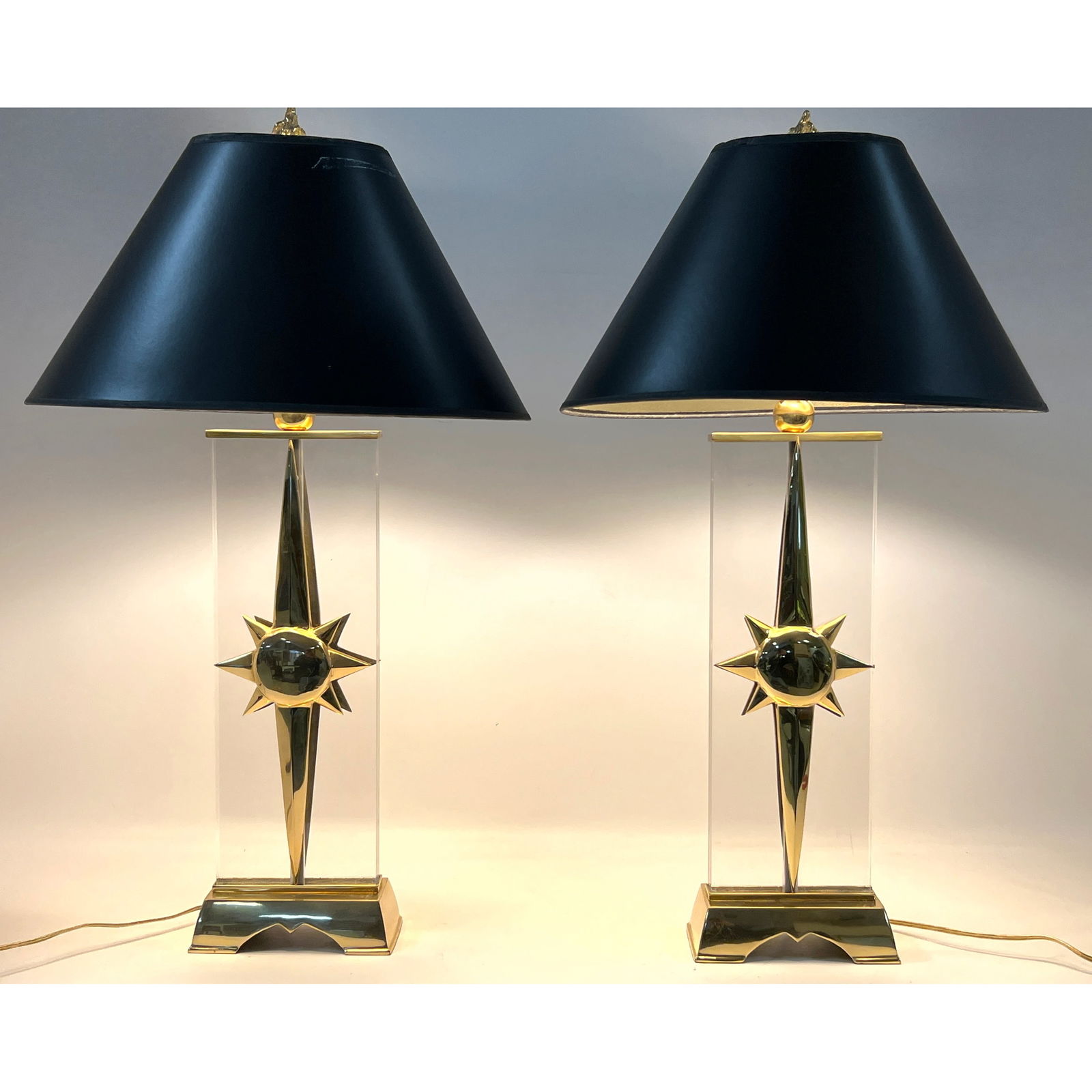 Pair Decorator Frederick Cooper Lucite and Brass Lamps. Sun Motif. (1 of 12)