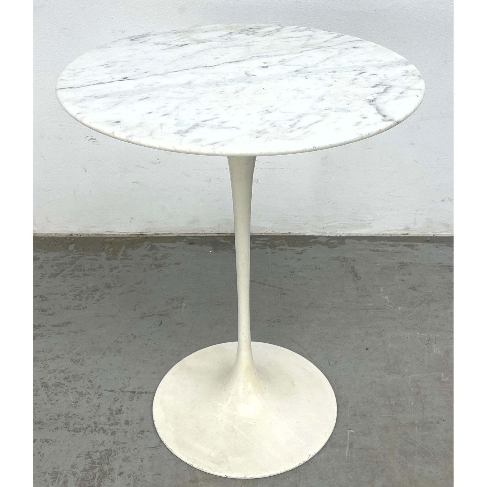 KNOLL for EERO SAARINEN Marble Top Tulip Side Table. (1 of 8)