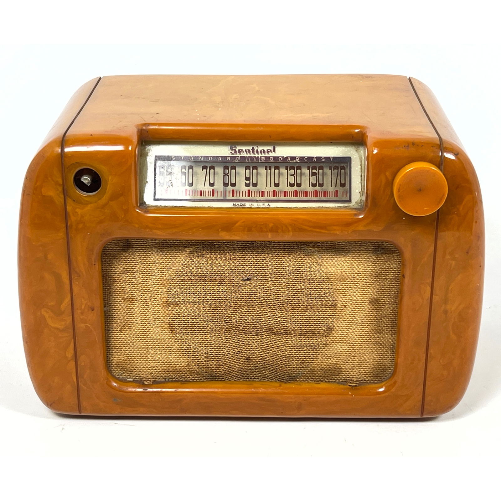 Sentinal Catalin Art Deco Radio. Butterscotch. (1 of 11)