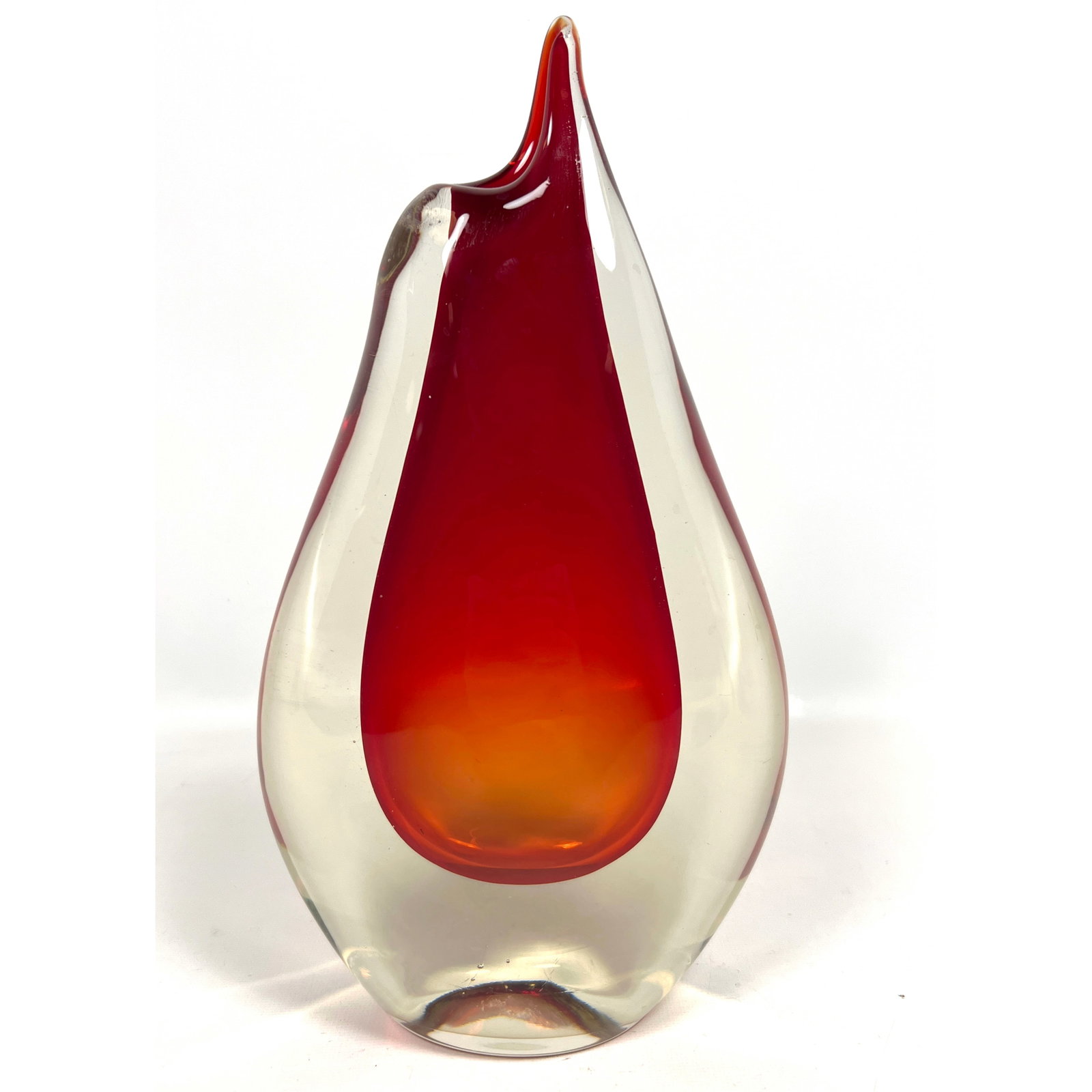 Cased Glass Teardrop Form Art Glass Vase.: Cased Glass Teardrop Form Art Glass Vase. Dimensions: Height: 11.5 inches, Width: 6.5 inches, Depth: 2.75 inches. --- US Packing and Shipping charge: In house shipping available. Will be calculated on