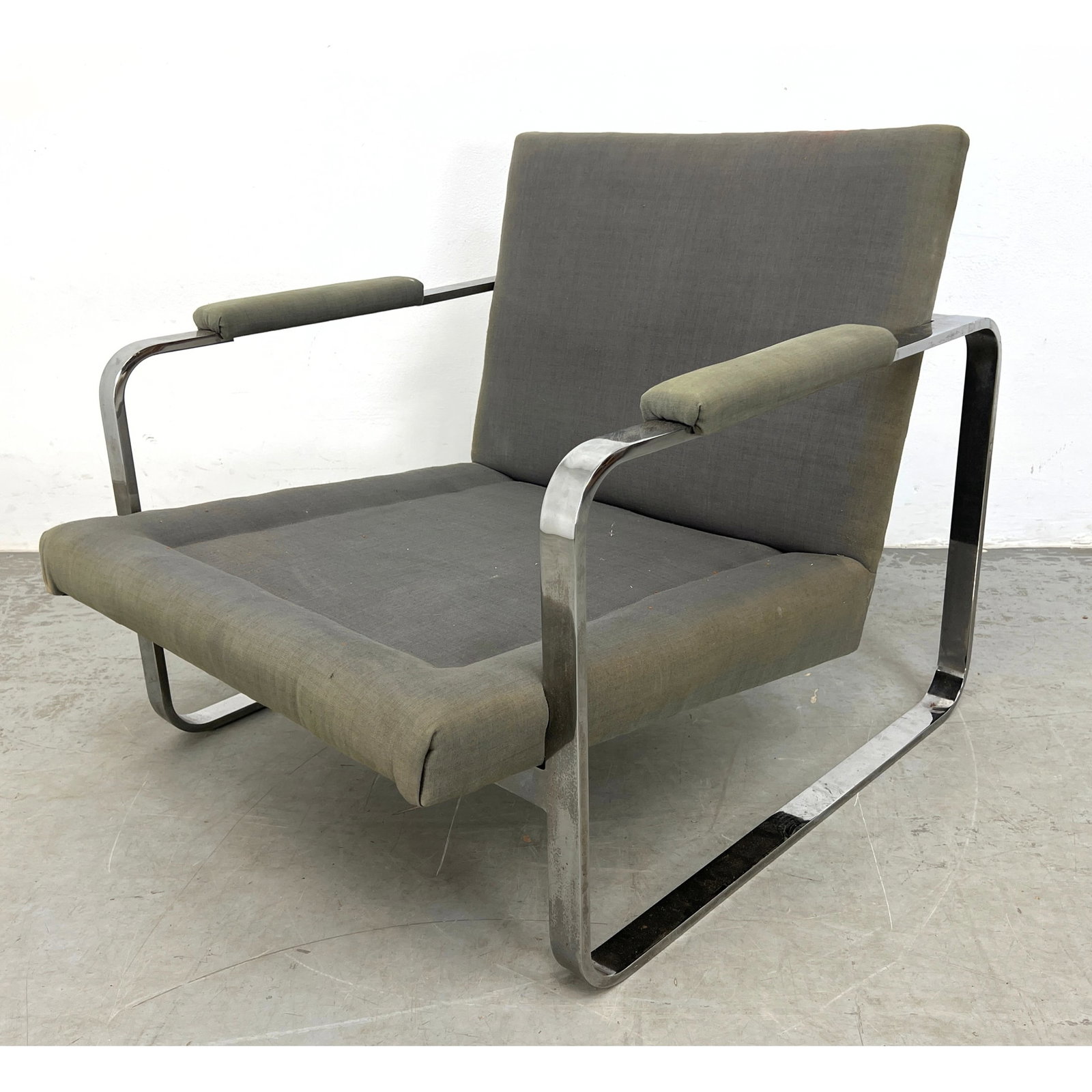 Deco style Chrome chair continuous flat steel chrome side.: Deco style Chrome chair continuous flat steel chrome side. Dimensions: Height: 27 inches, Width: 29 inches, Depth: 35 inches. - Seat Height: 13 inches --- - We offer curbside delivery for most items t