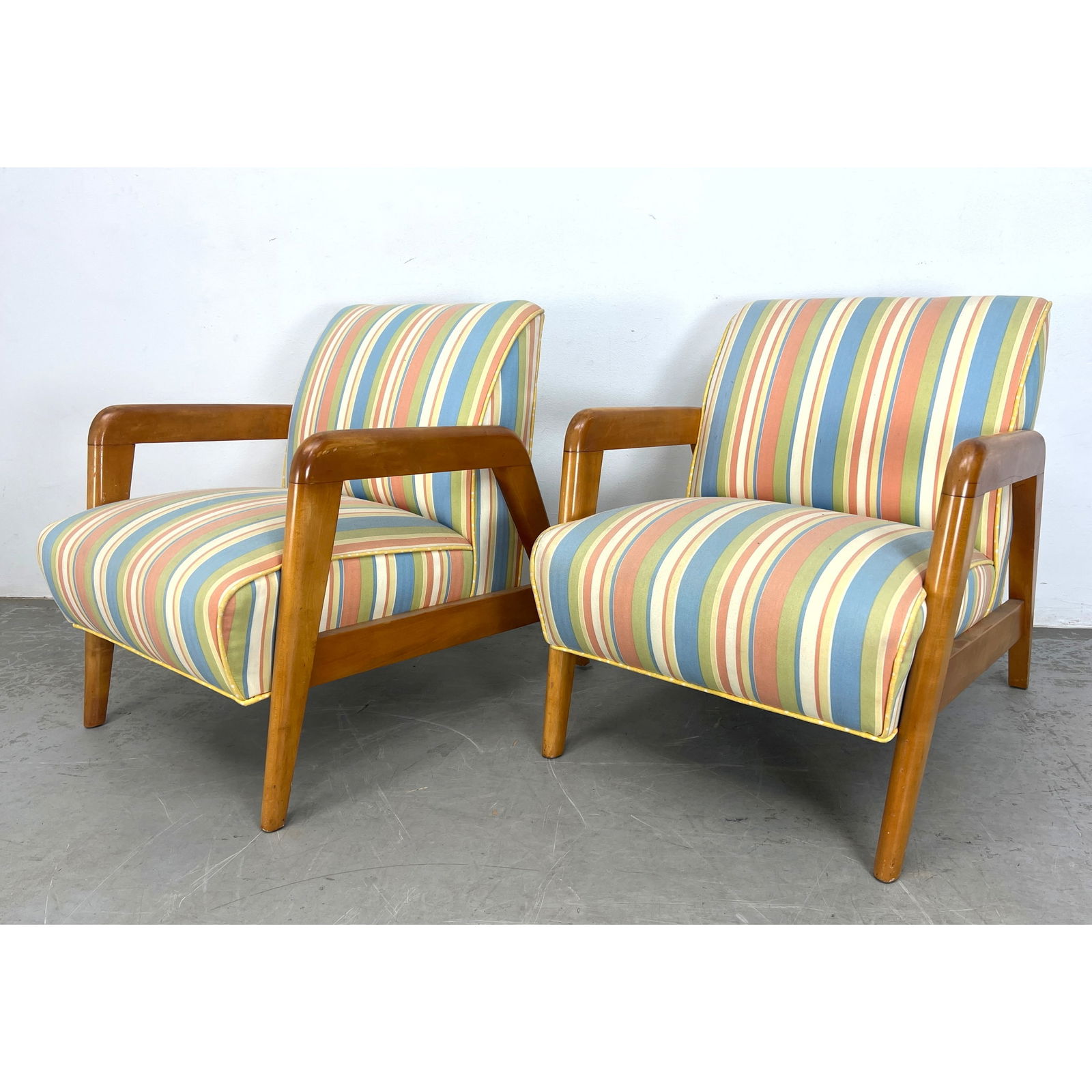 Pair Vintage Mid Century Modern Thonet Lounge Chairs. (1 of 13)