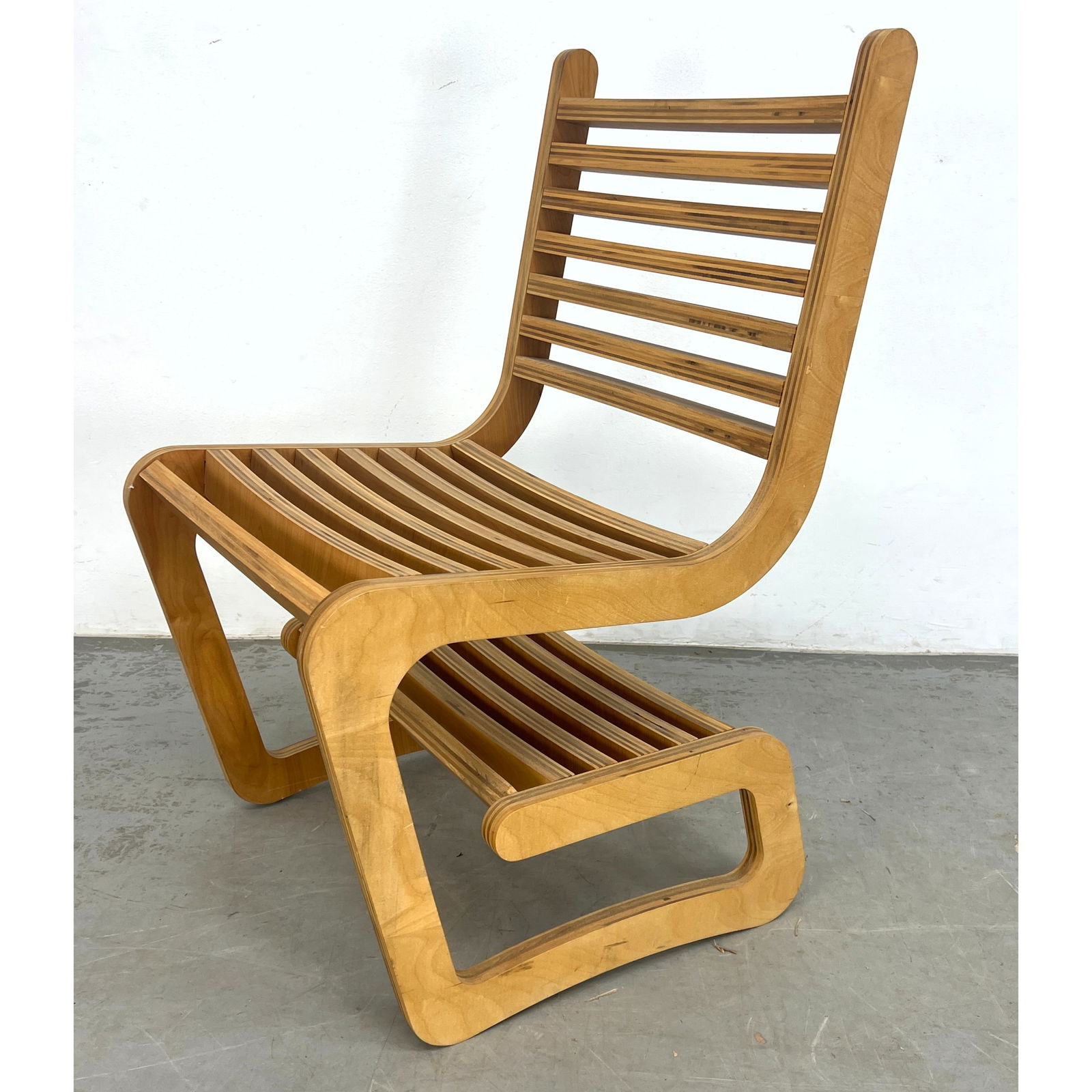 Modernist Constructivist chair in birch plywood. (1 of 9)