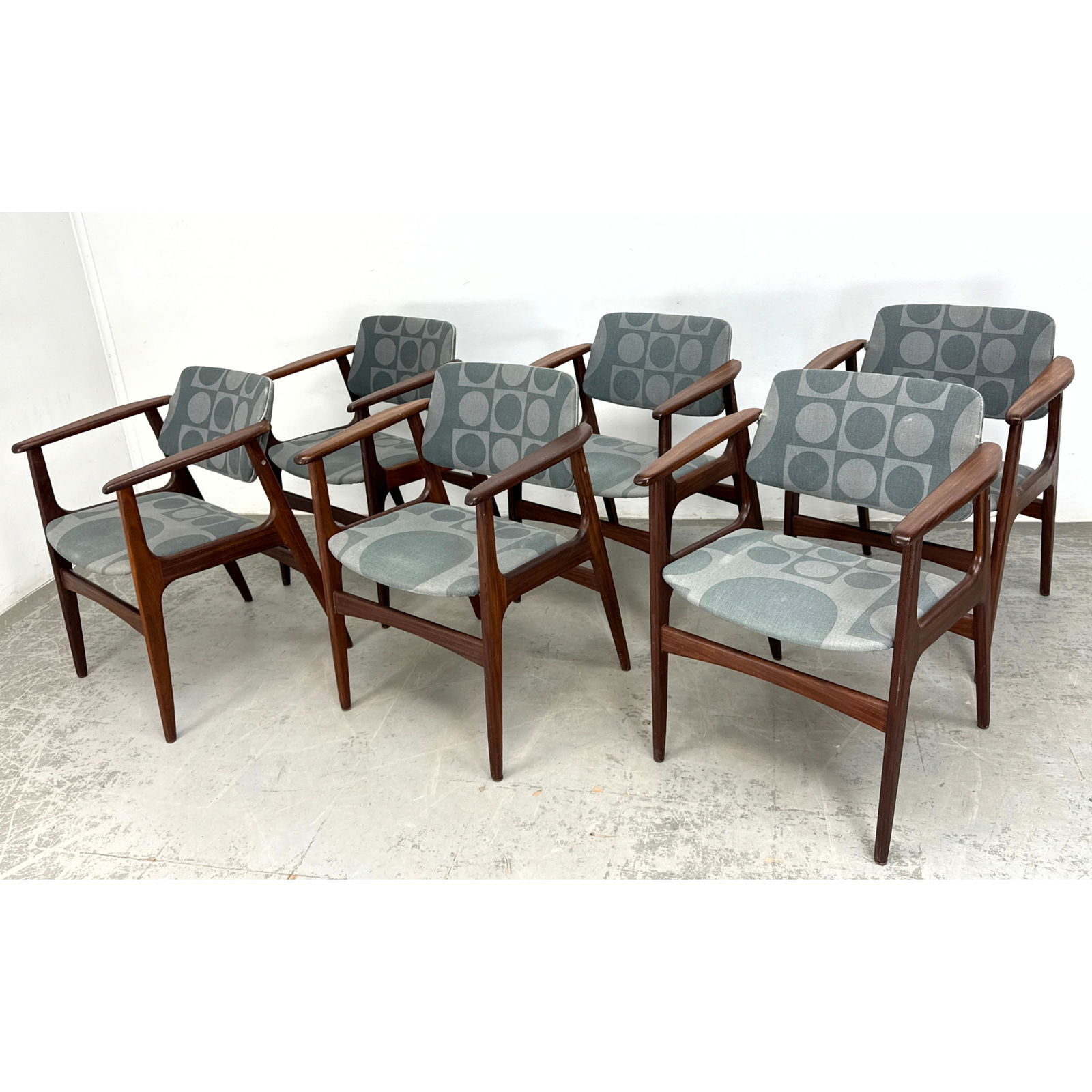 Set 6 Danish Modern Dining Chairs. Floating backs. (1 of 19)