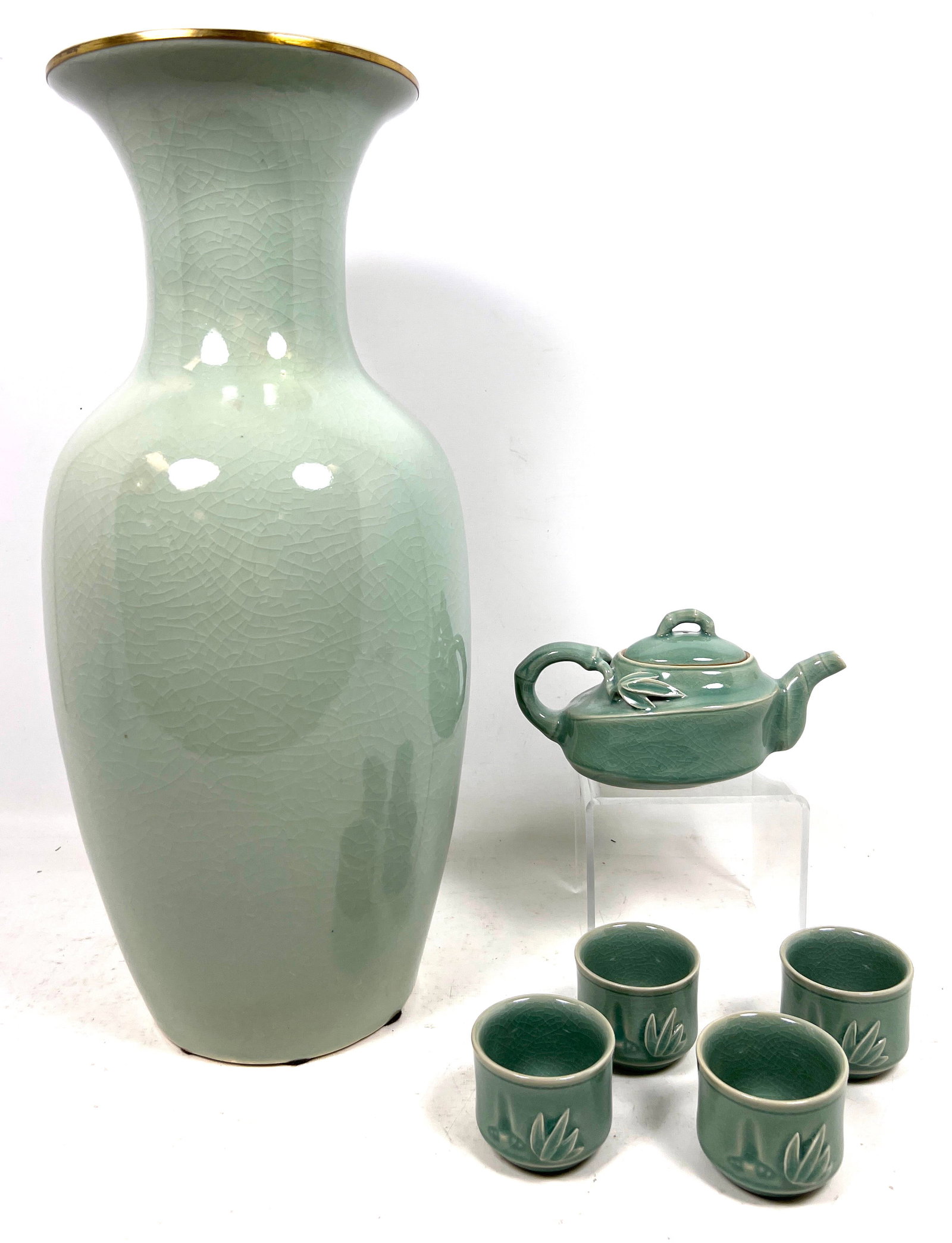 6pcs Modern Celadon Porcelain. Maitland Smith Vase and Blue mark tea set. (1 of 15)