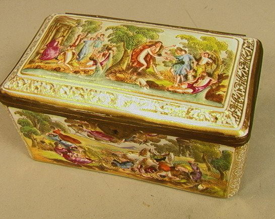 Antique Capodimonte Figural Hinged Lid Box. Napol: Antique Capodimonte Figural Hinged Lid Box. Napoli "N" Mark.-- Dimensions: H: 3 inches: W: 6.25 inches: D: 3.5 inches --- US Shipping charge: $14