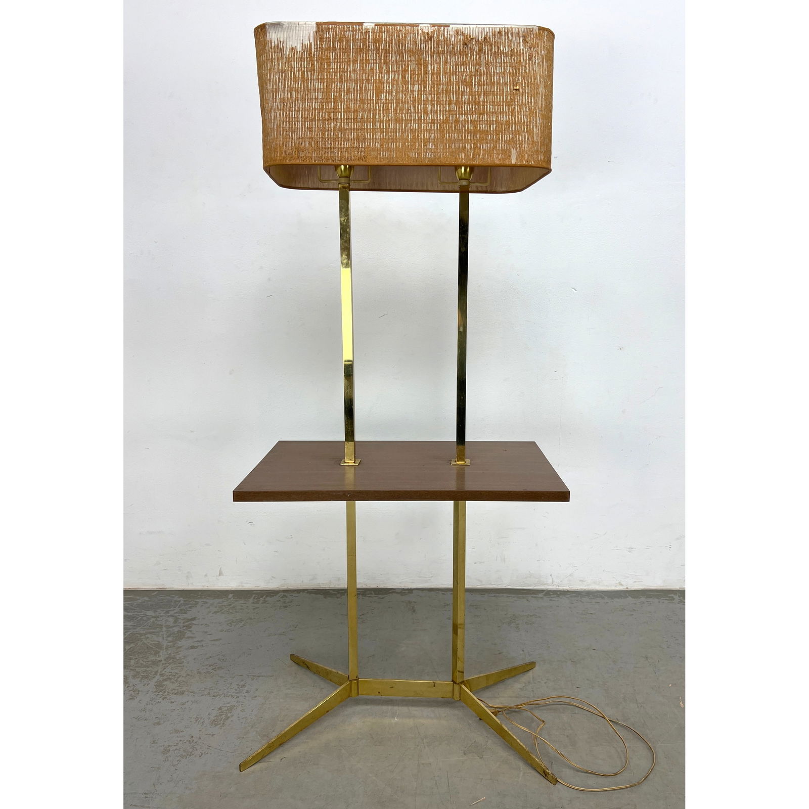 Gerald Thurston Style Modernist Floor Lamp Table. (1 of 6)