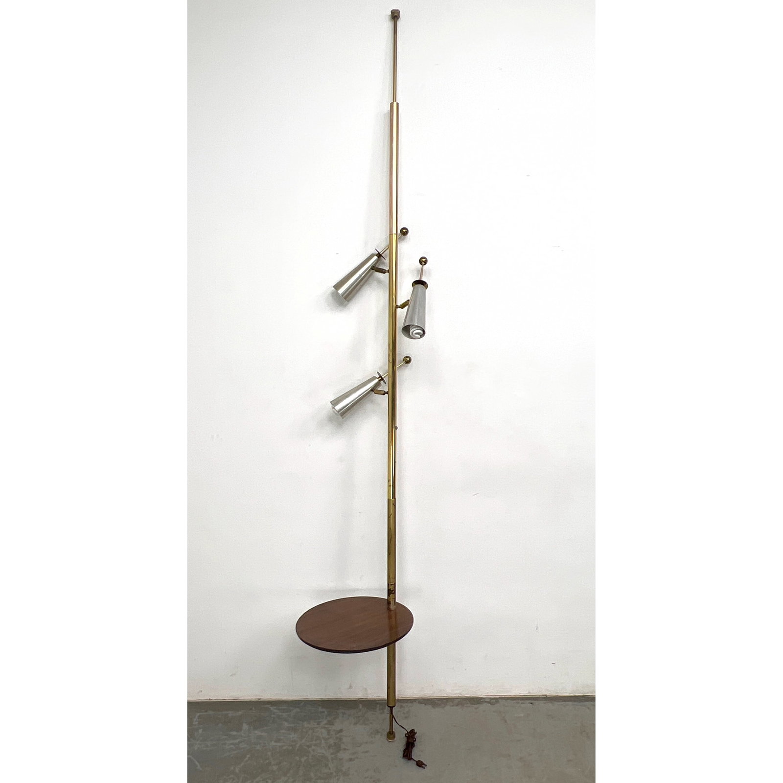 RAYMOND LOEWY Stiffel Futura Extension Pole Lamp Table. (1 of 12)