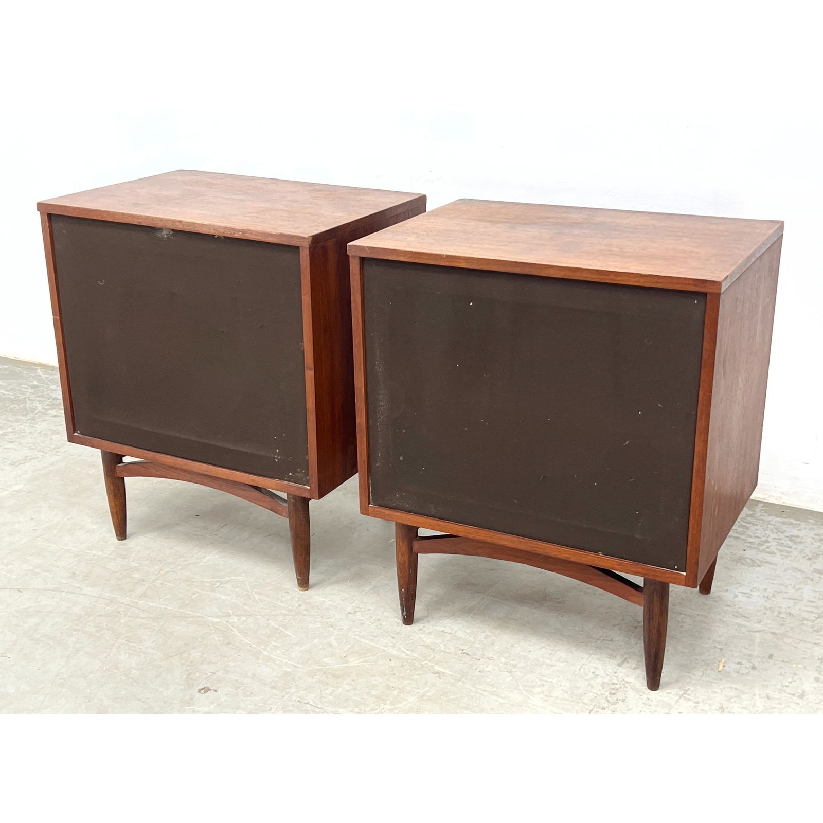 Pair JBL C38 Case Loud Speakers Walnut Case and tapered Walnut Legs, Working. (1 of 20)