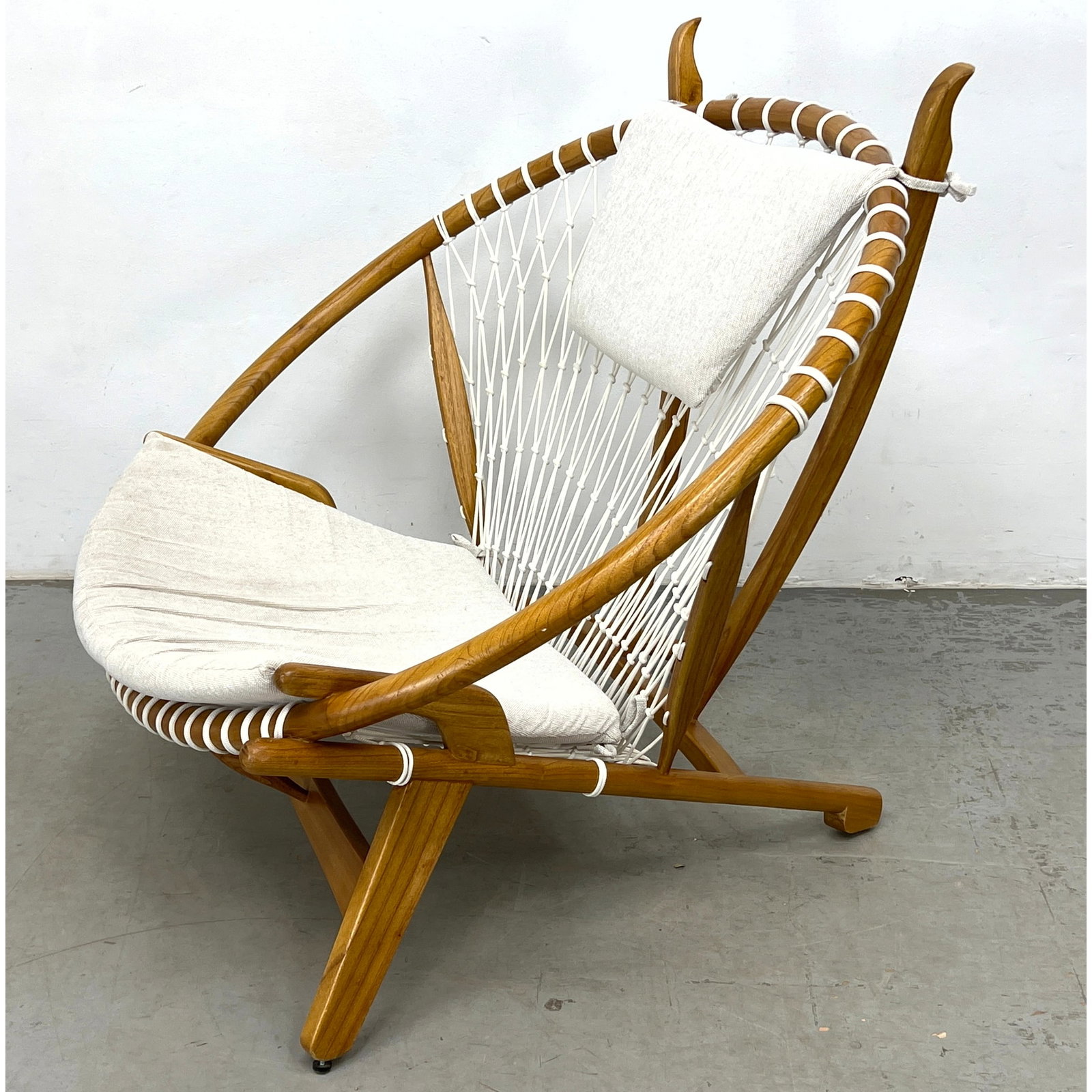 Mid Century Modern "Circle Chair" #1. After Hans J Wegner Lounge Chair. Hoop form with white rope de (1 of 14)
