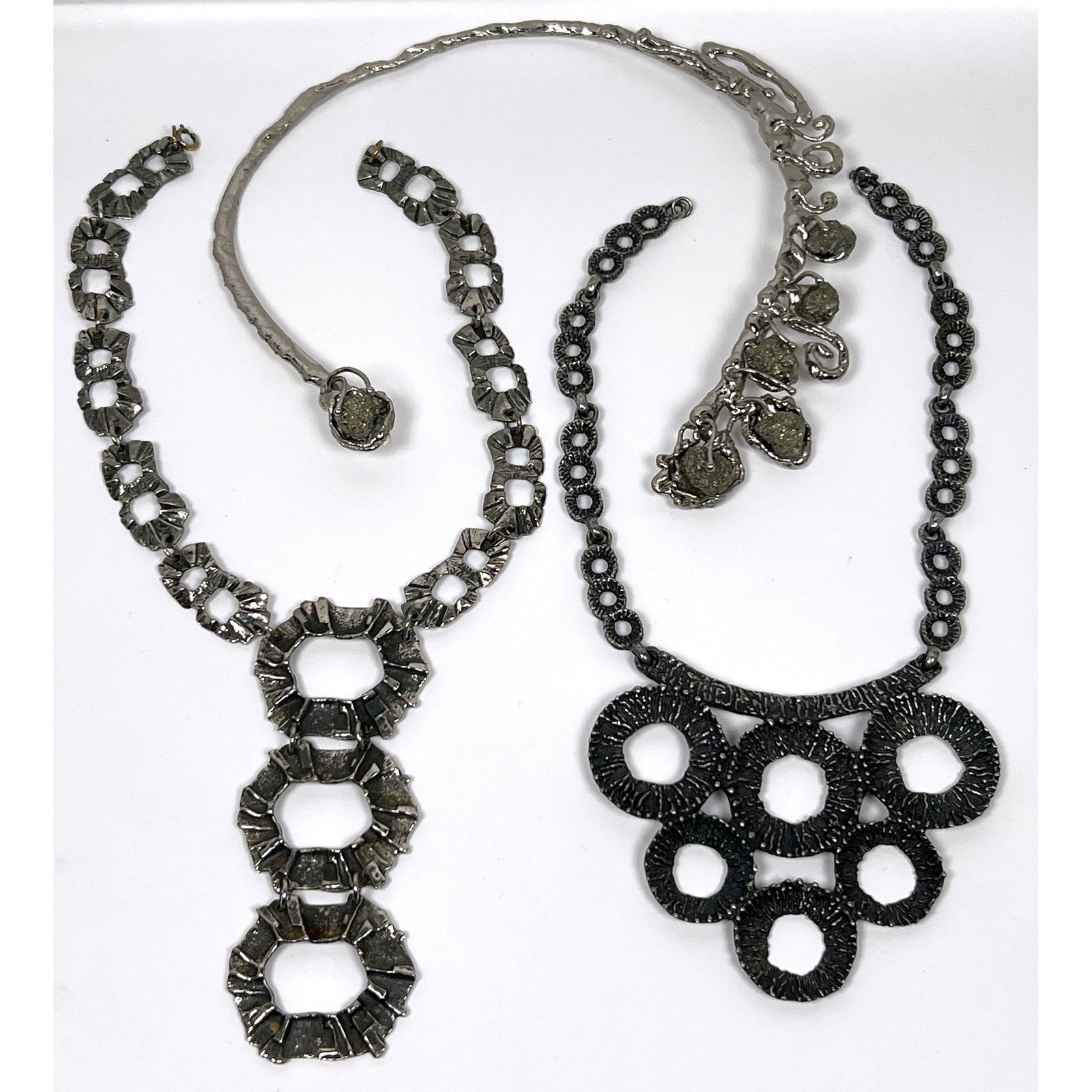3pcs Vintage Modernist Brutalist Jewelry. 2 Necklaces marked Robert Larin, and Neck Collar marked In (1 of 17)