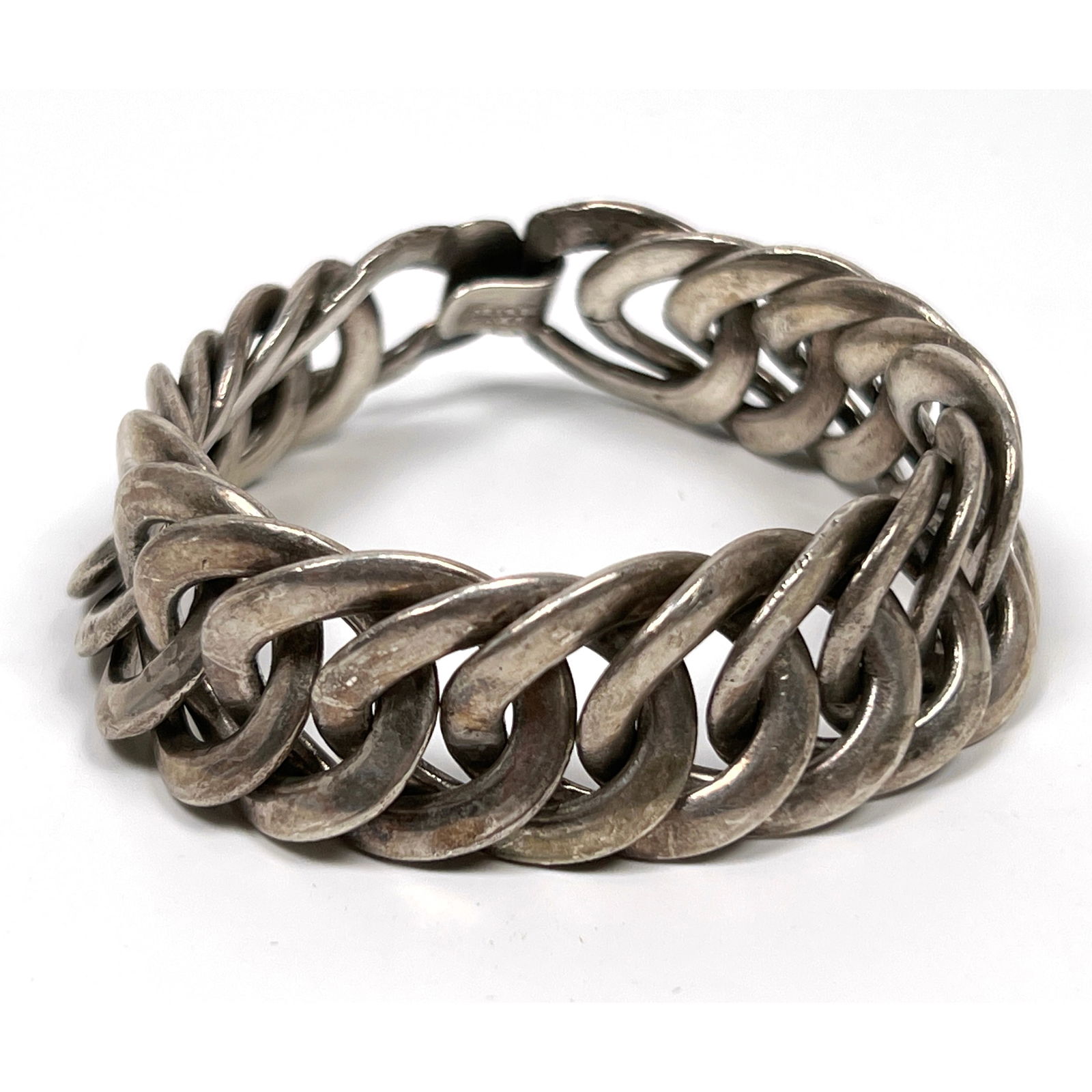 WILLIAM SPRATLING Silver Taxco Link Bracelet. Large Heavy Circular Links. Clasp marked. (1 of 9)