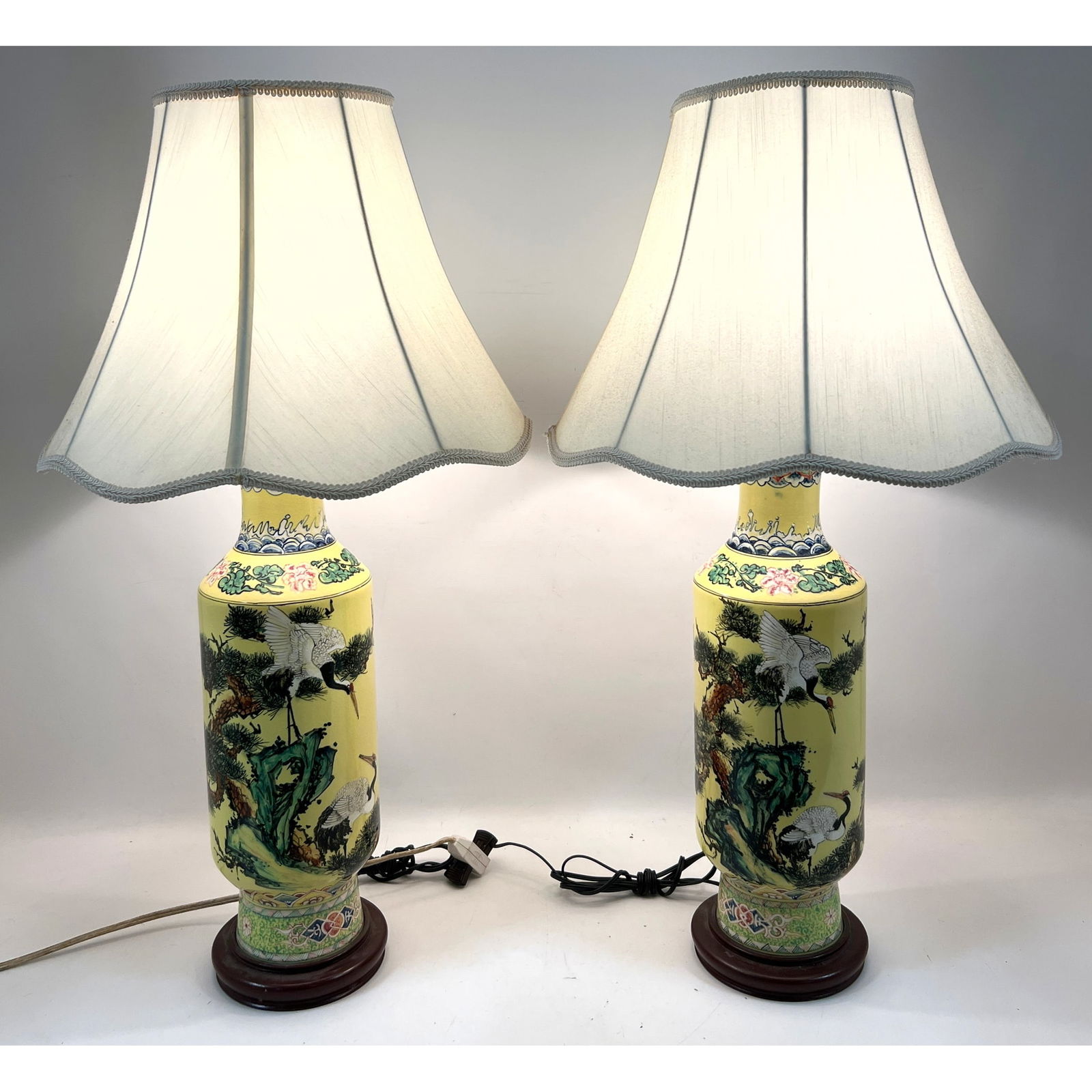 Pair Chinese Handpainted Yellow Lamps with decorative Crane Motif (1 of 15)