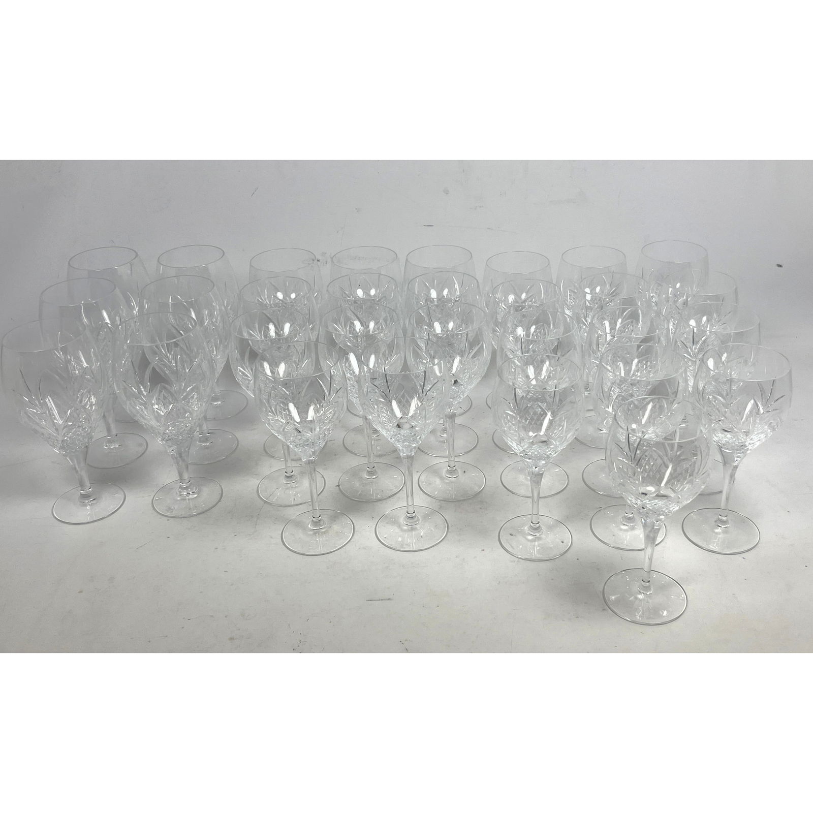 30pcs ROYAL DOULTON glass Crystal stemware. 6 - 7.75 inch tall11 - 7.5 inch tall13 - 7 inch tall (1 of 14)