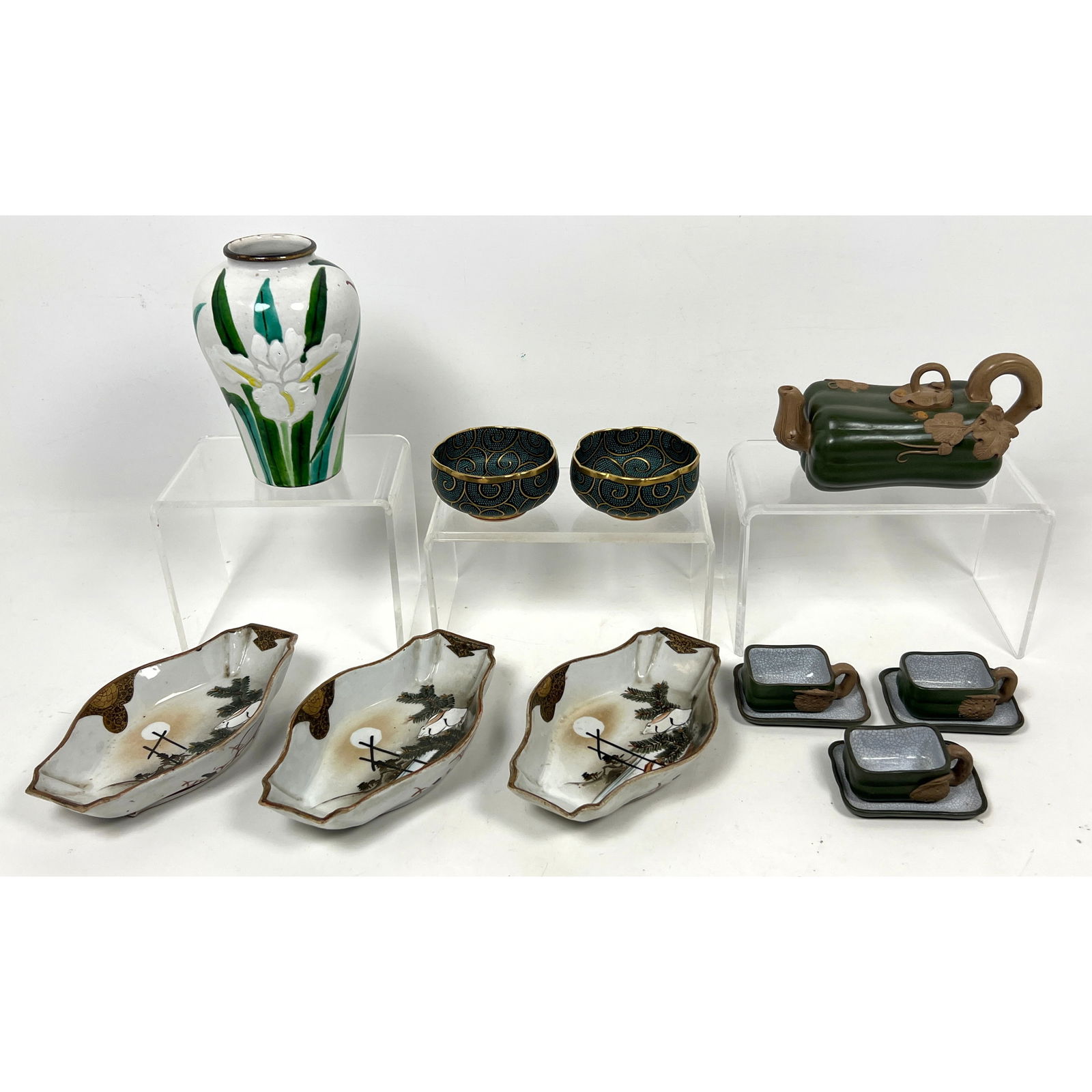 13pcs Japanese ceramic and porcelain table and decorative wares. Gourd teaset. vases, bowls. (1 of 20)