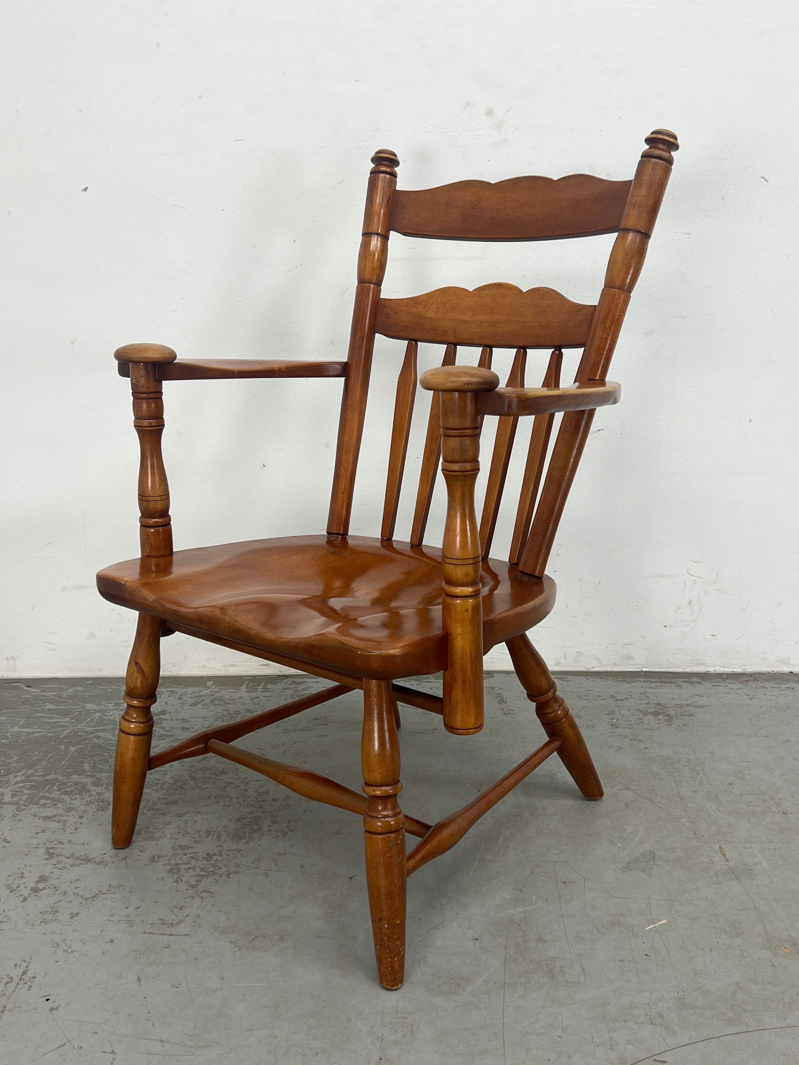 Herman Devries Cushman Branded Arm Lounge Chair. Solid Maple. (1 of 11)
