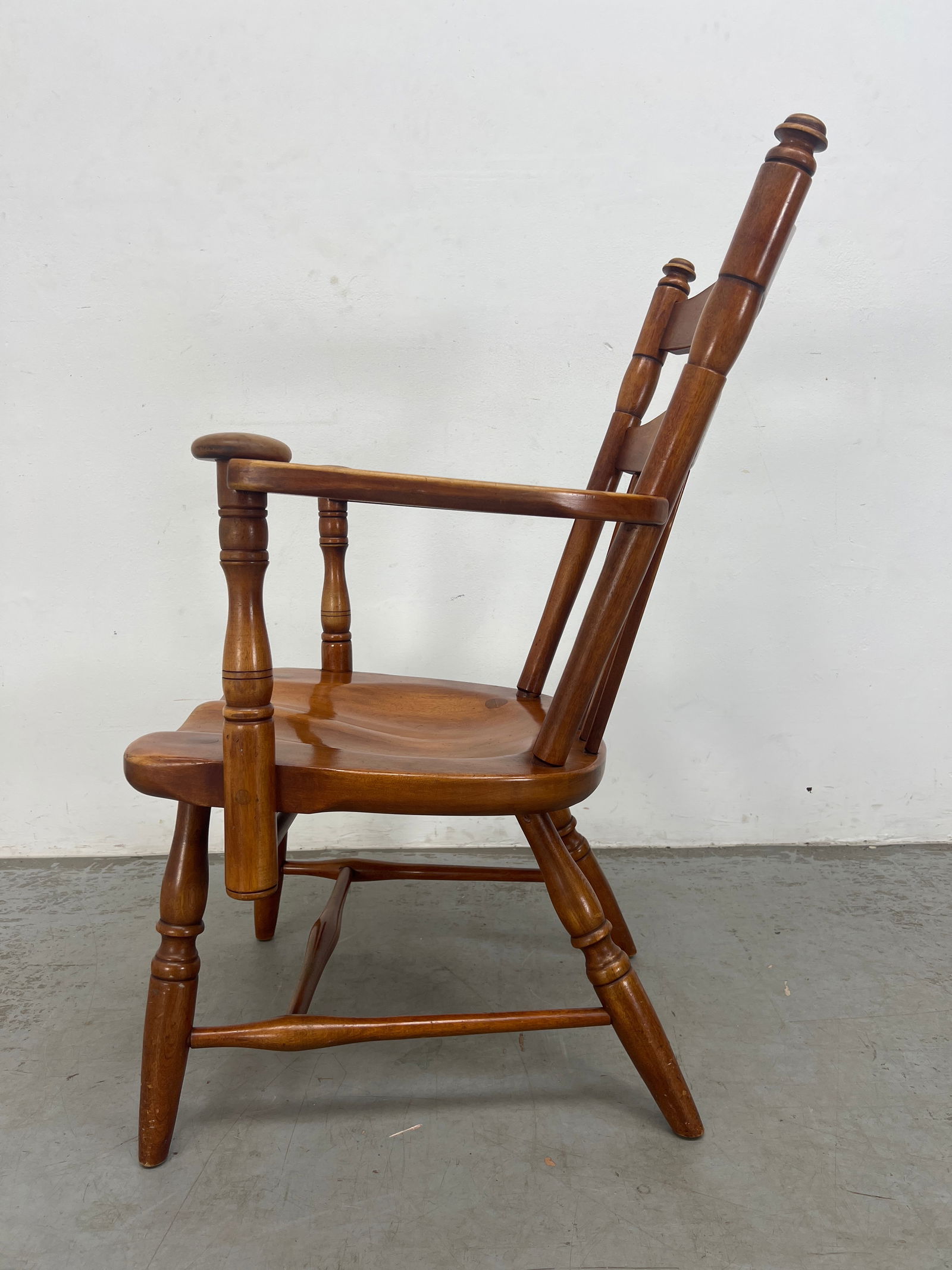 Herman Devries Cushman Branded Arm Lounge Chair. Solid Maple. - 5