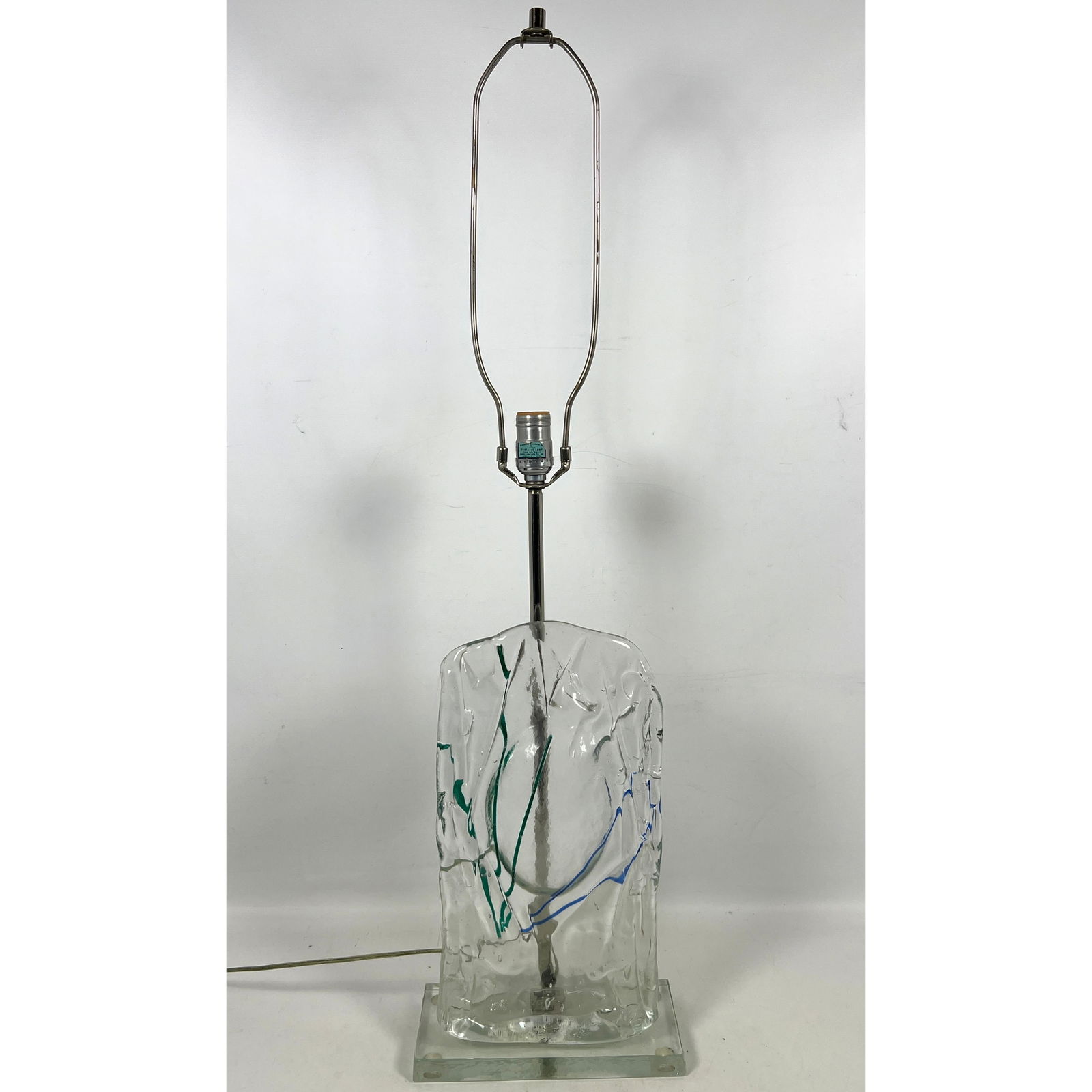 Laurel Lamp Mfg. Art Glass Table Lamp. Heavy glass abstract Panel sculpture. (1 of 13)