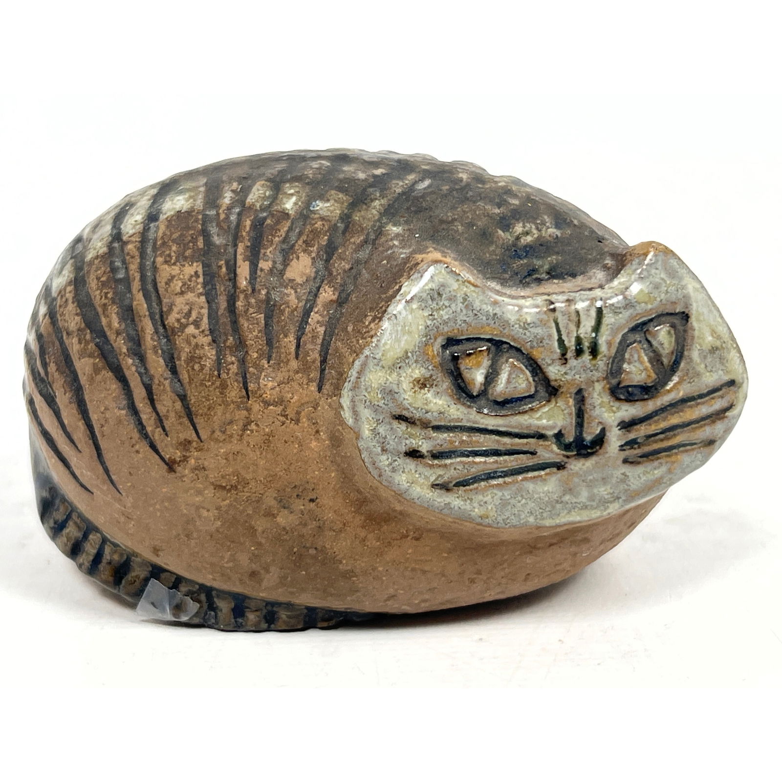 LISA LARSON for GUSTAVSBERG Stoneware Fat Cat Figure. Glazed Face. Partial Label.: LISA LARSON for GUSTAVSBERG Stoneware Fat Cat Figure. Glazed Face. Partial Label. Dimensions: Height: 2.25 inches, Width: 4 inches, Depth: 2.5 inches. --- US Packing and Shipping charge: In house ship